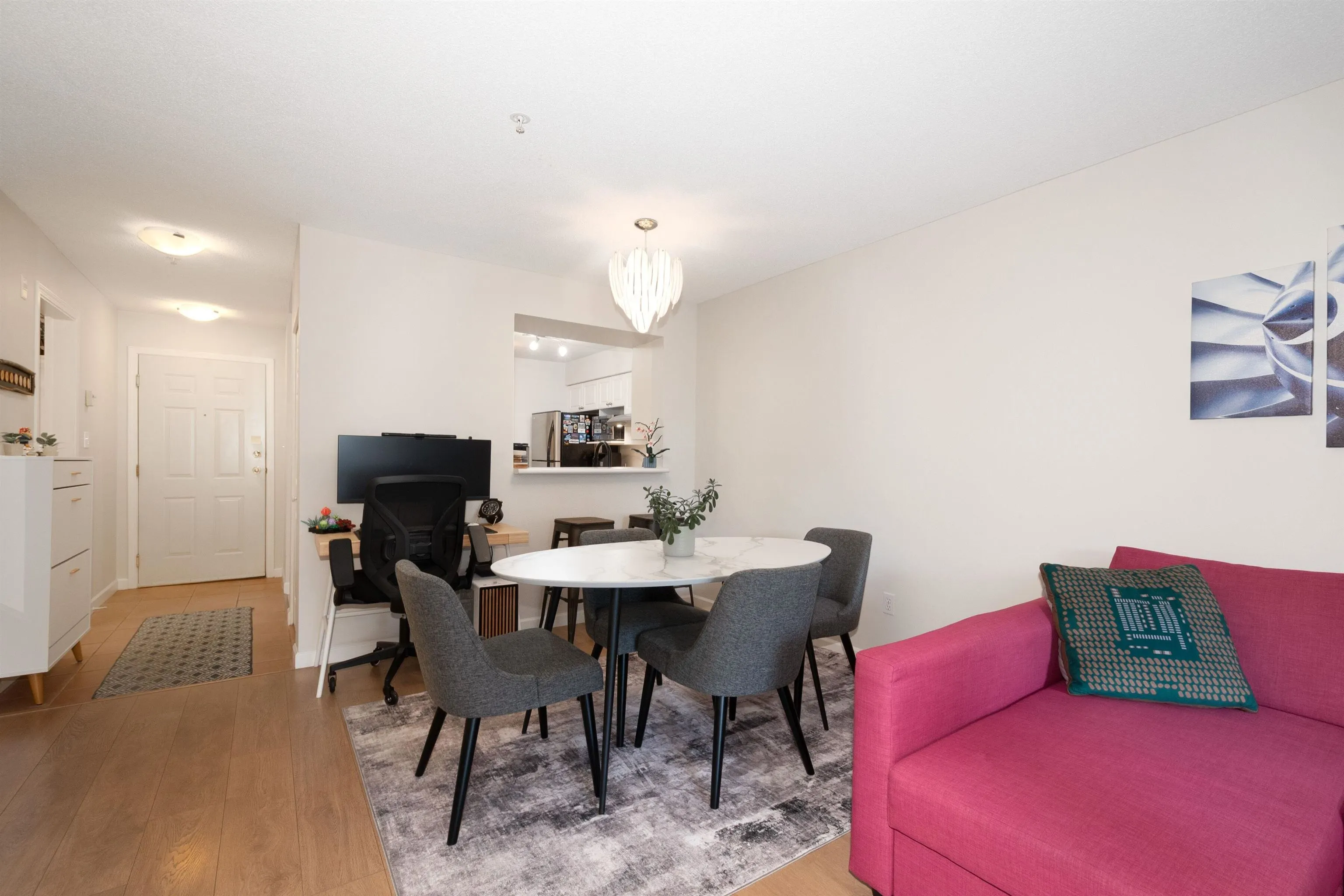 504 221 Eleventh Street