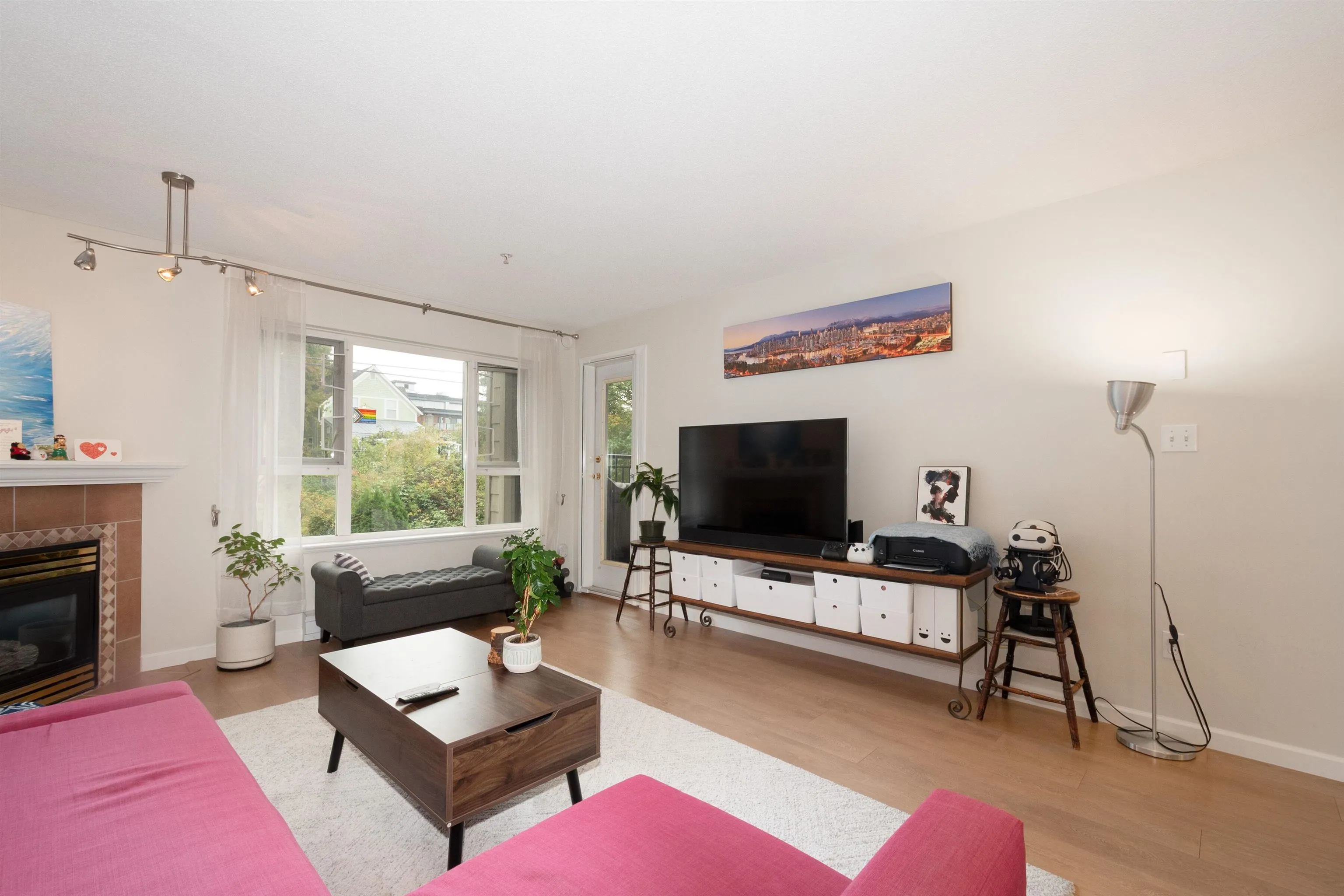 504 221 Eleventh Street