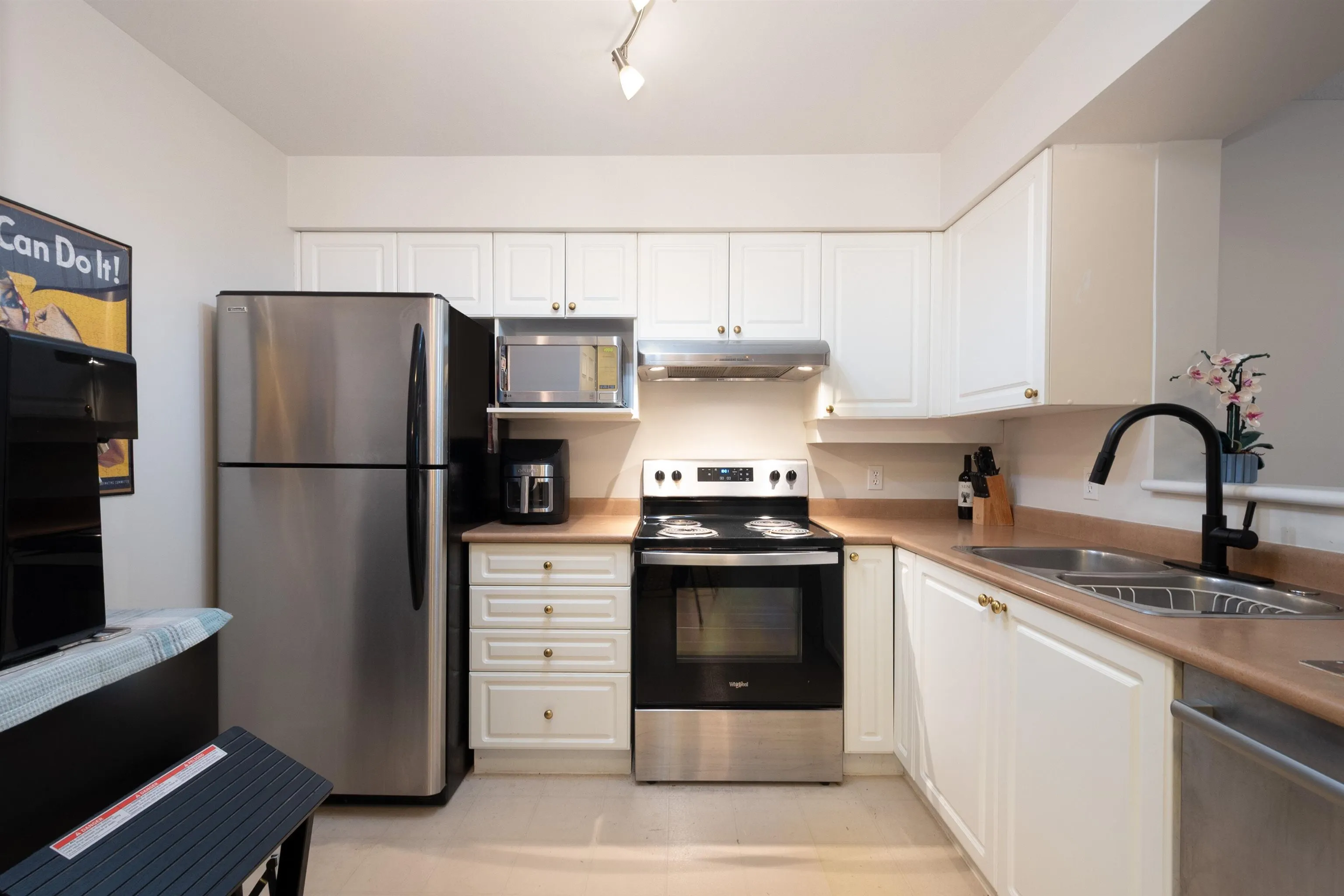 504 221 Eleventh Street