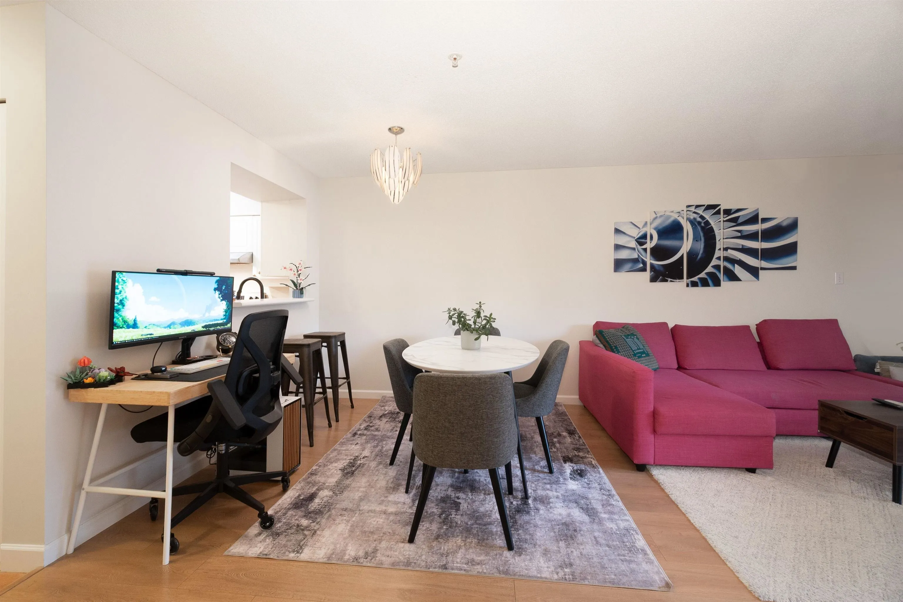 504 221 Eleventh Street