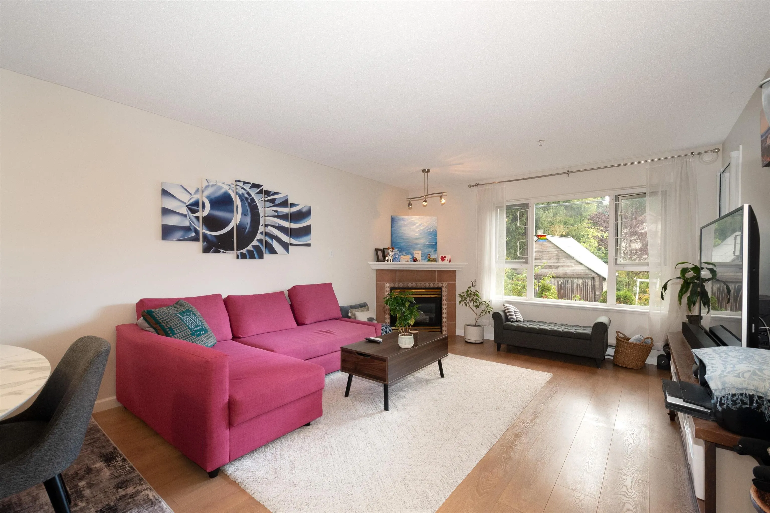 504 221 Eleventh Street