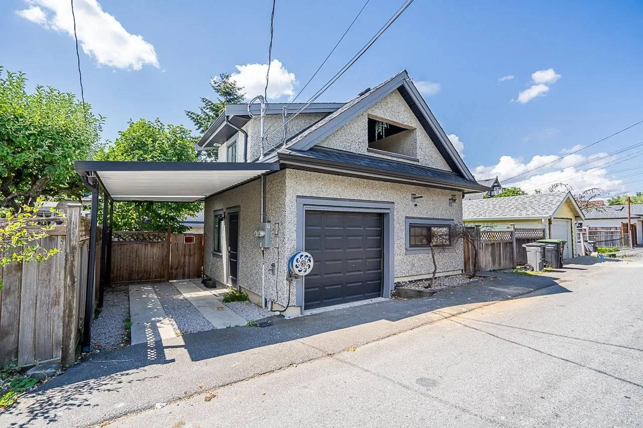 4438 Ontario Street