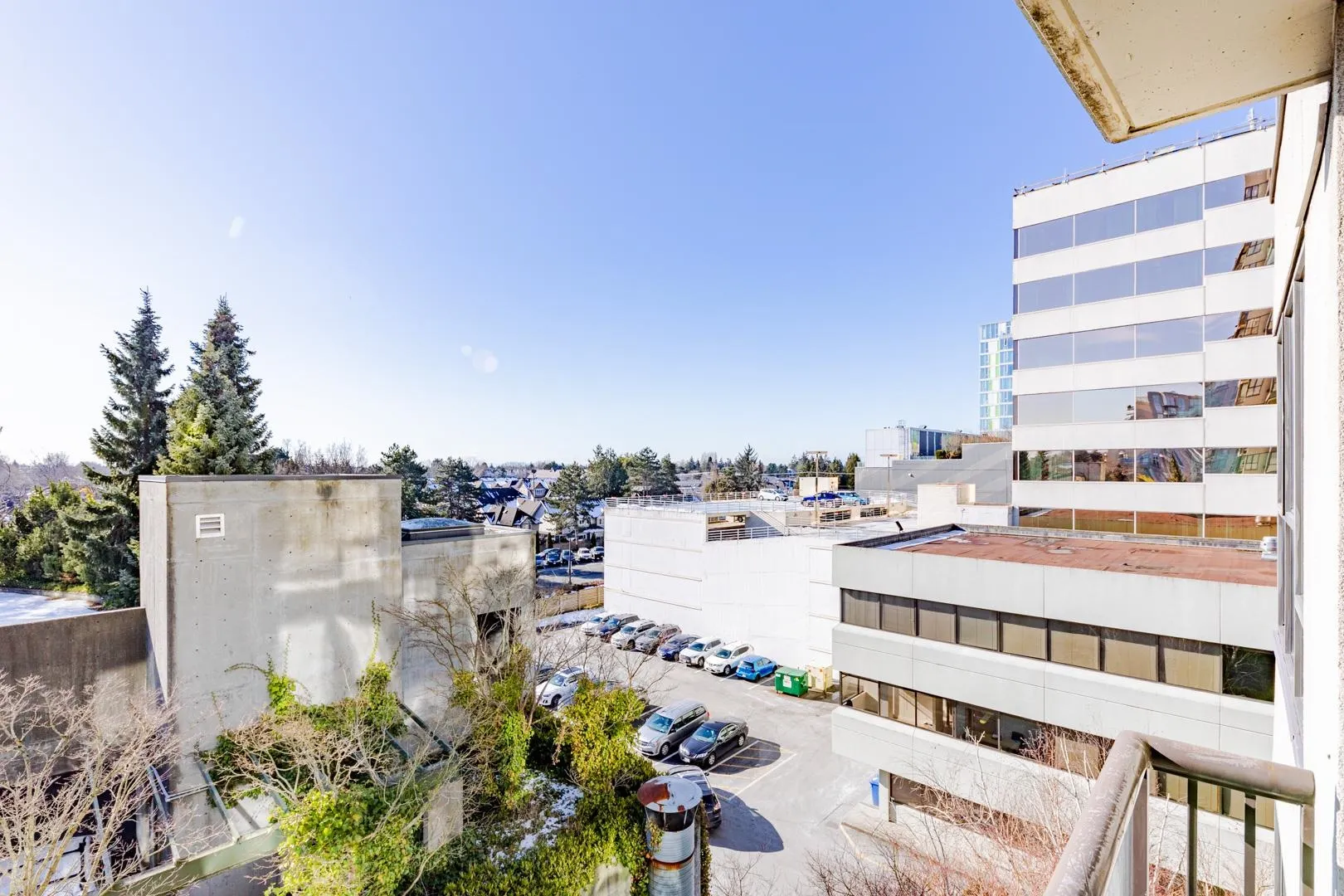 708 8180 Granville Avenue