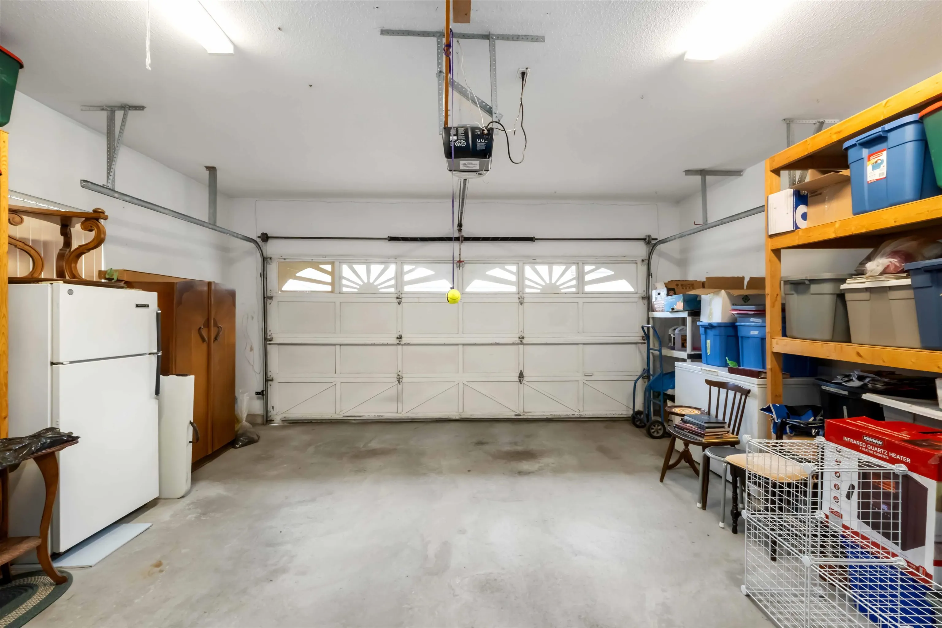 11 11438 Best Street