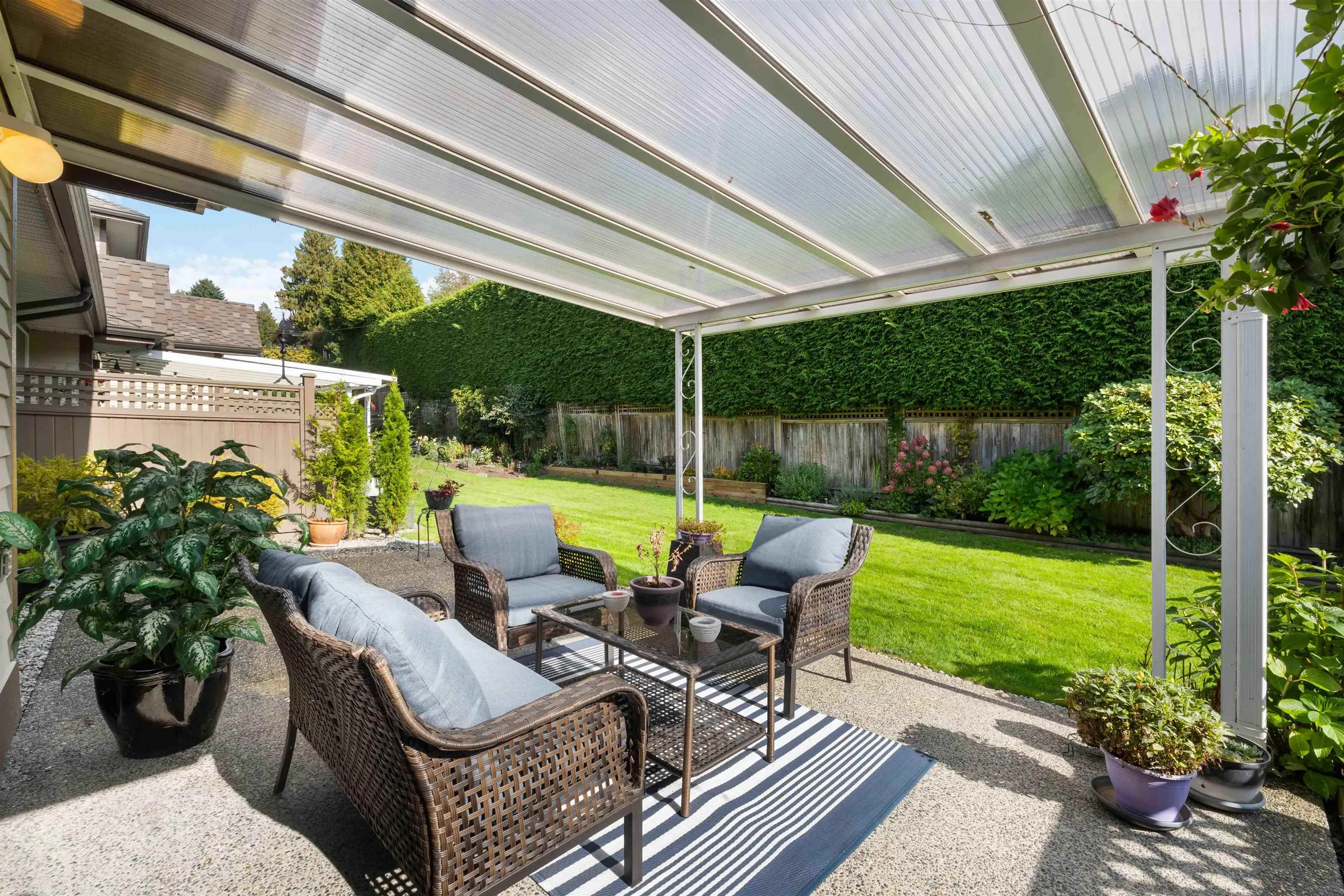 11 11438 Best Street