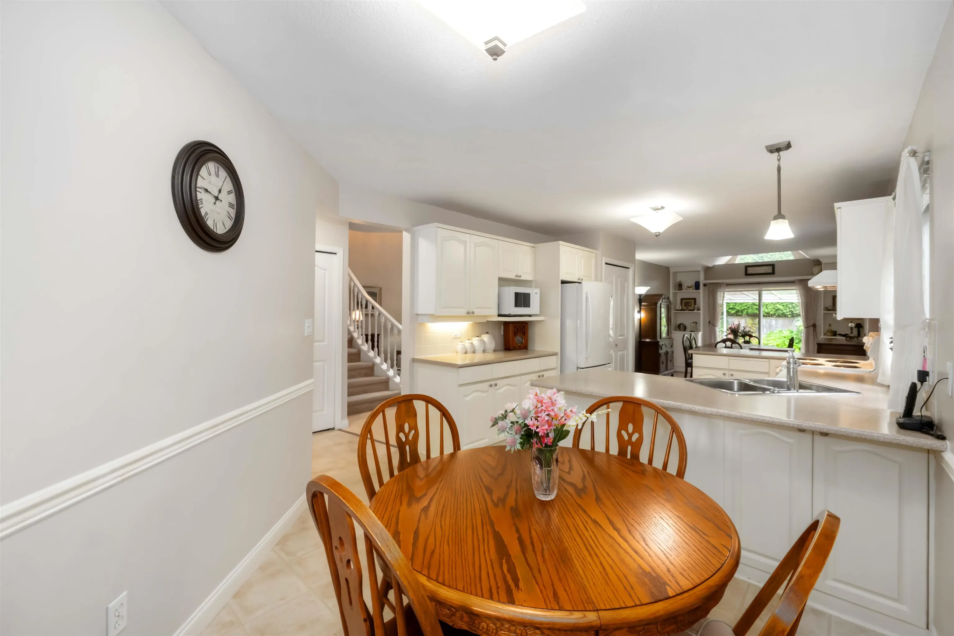 11 11438 Best Street