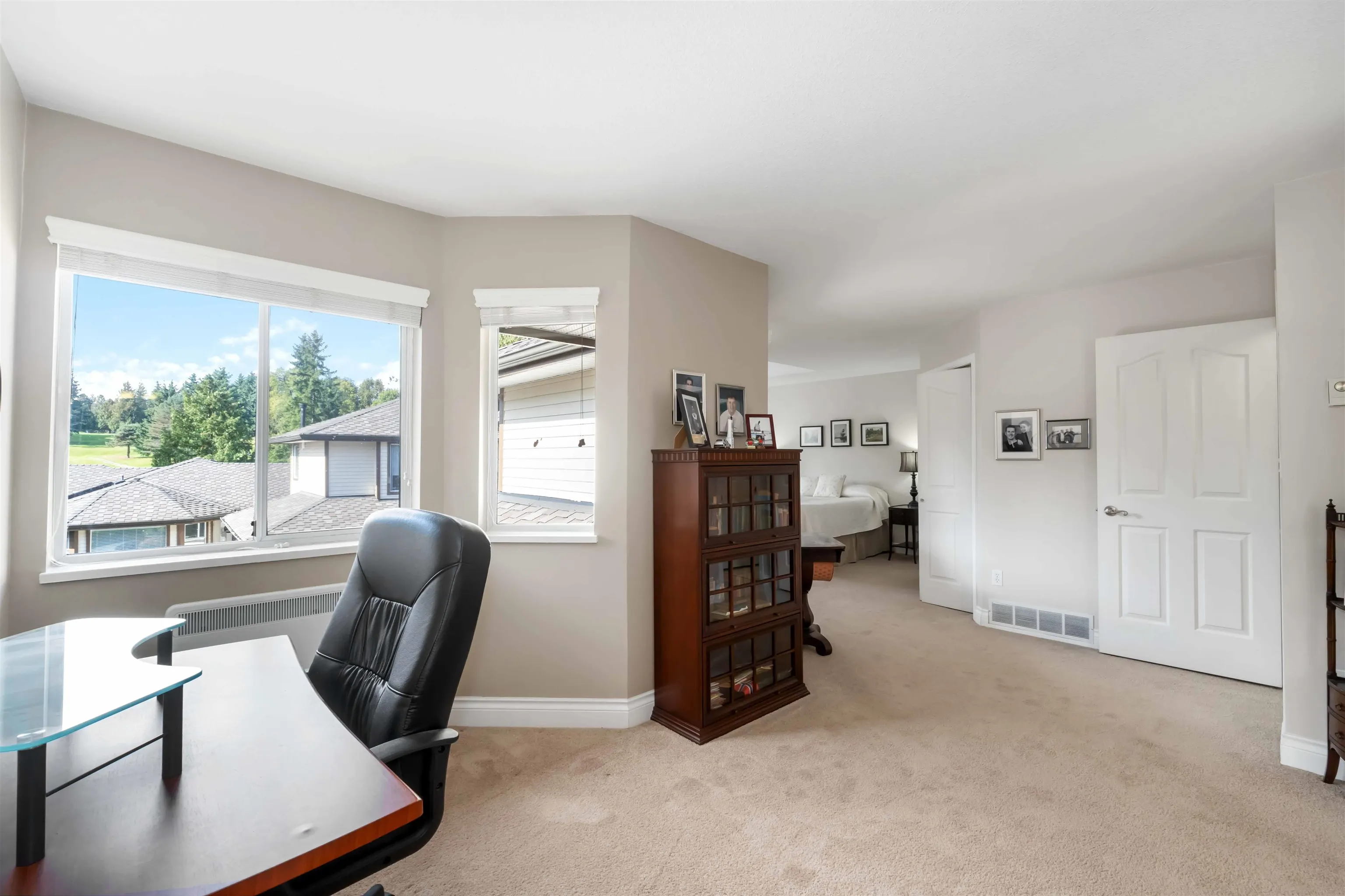 11 11438 Best Street