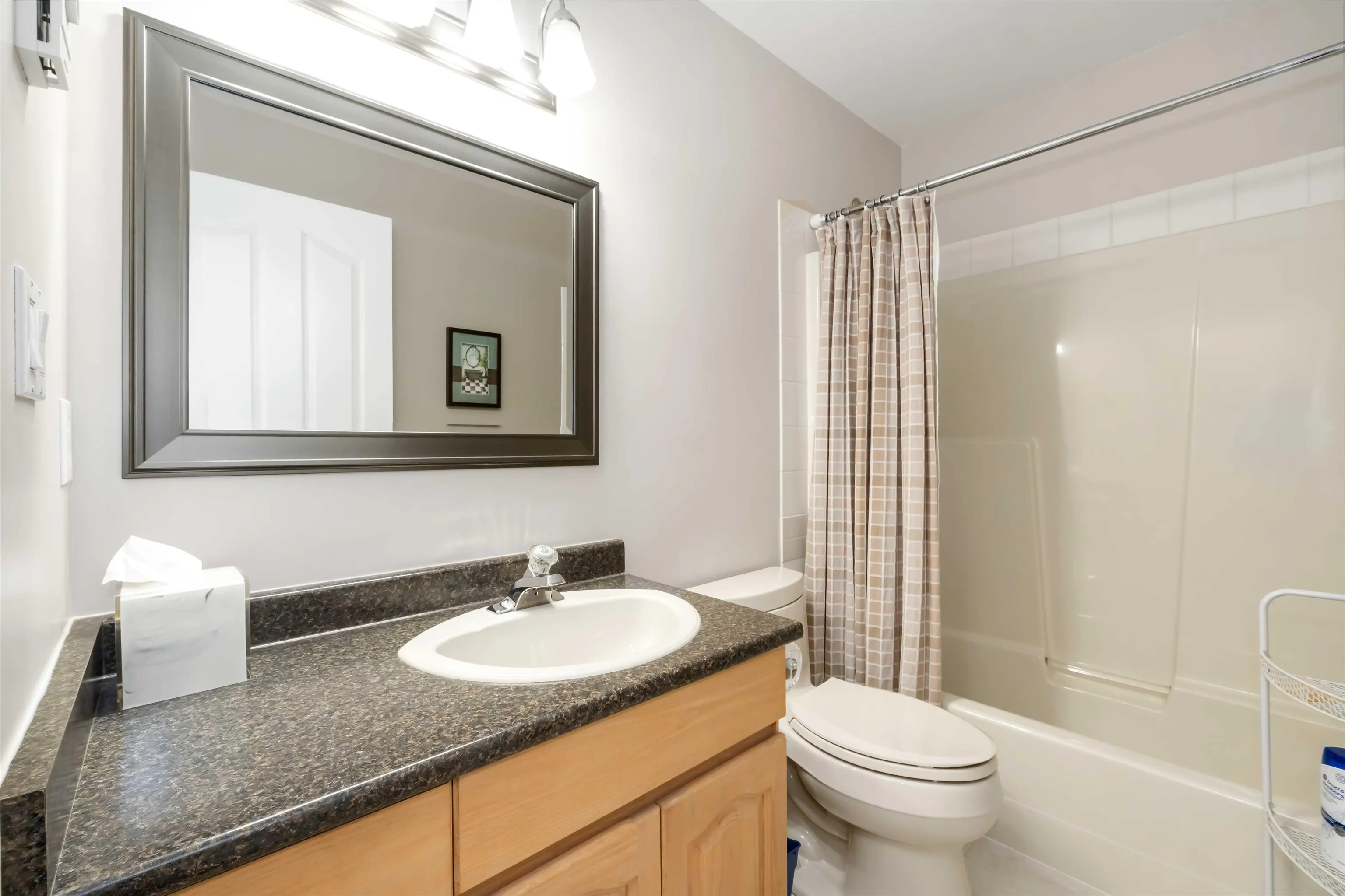 11 11438 Best Street