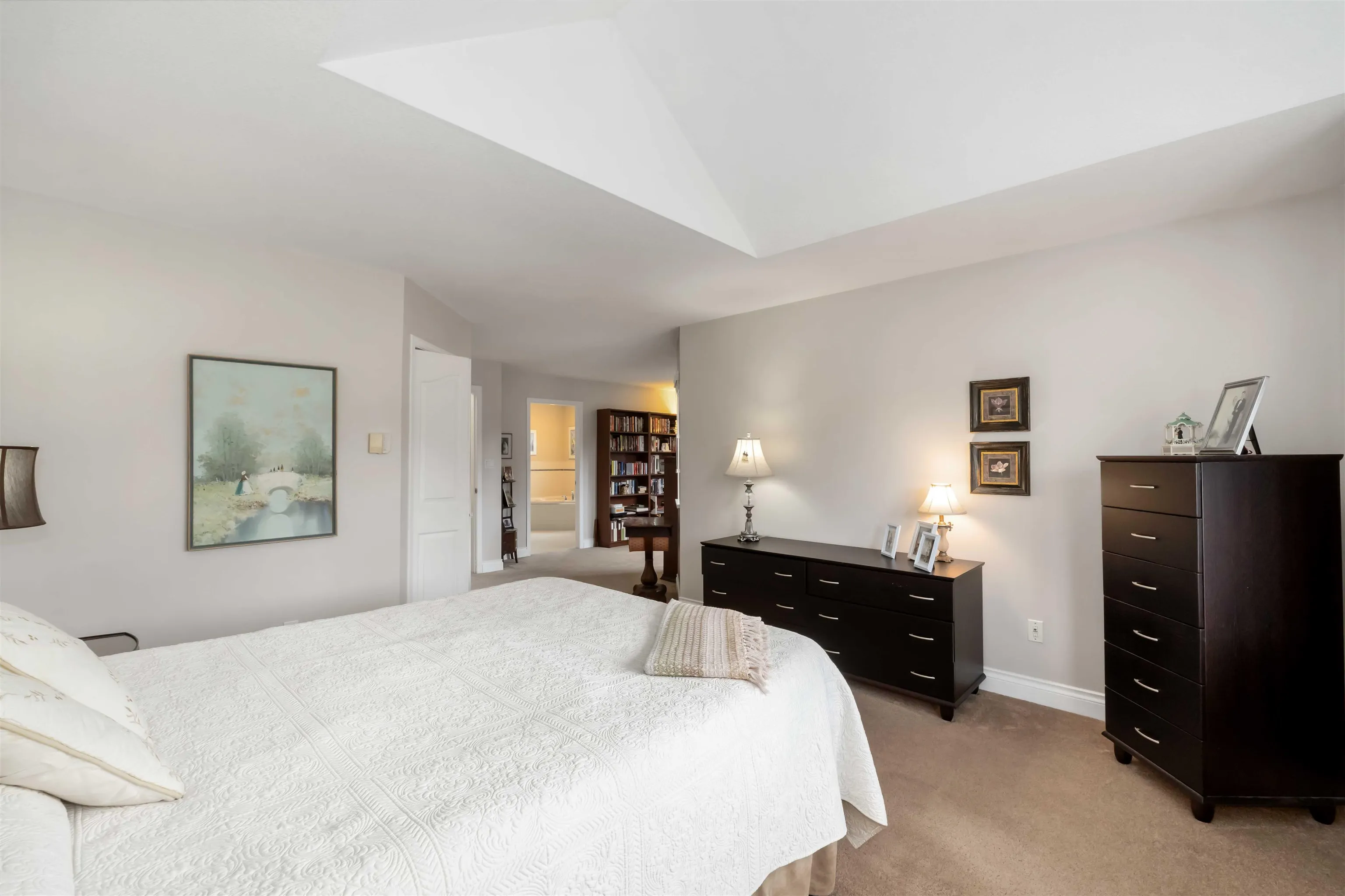 11 11438 Best Street