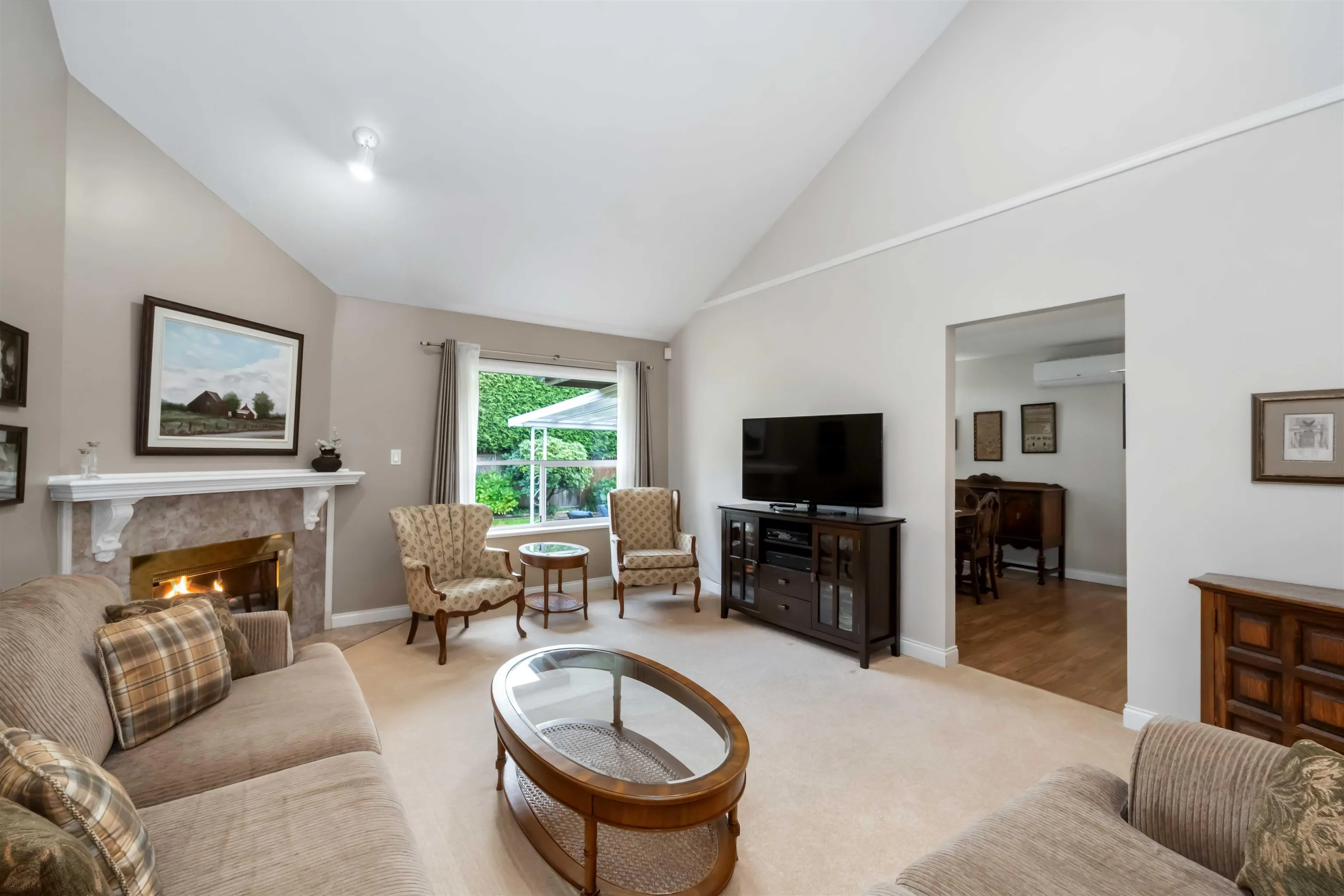 11 11438 Best Street