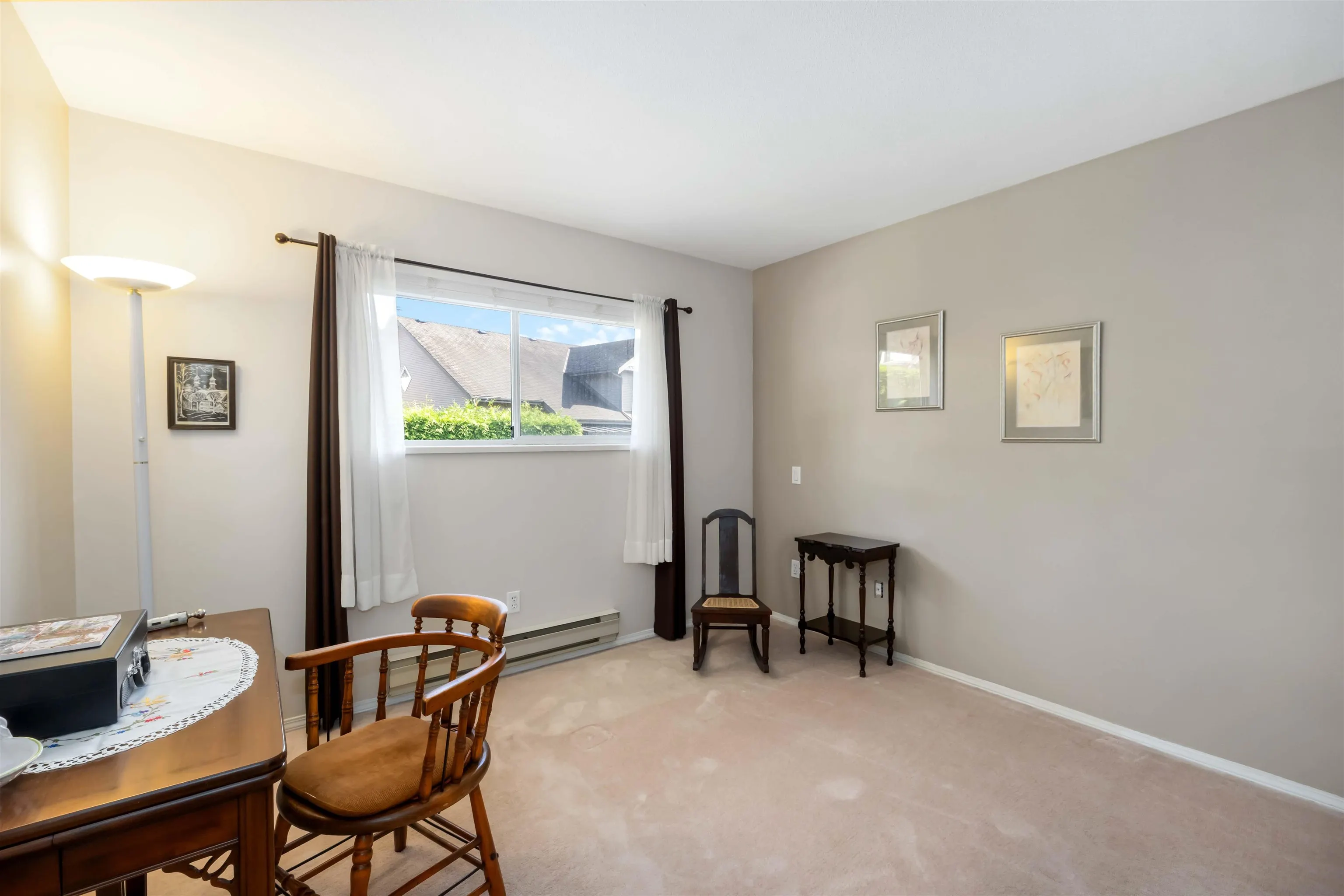 11 11438 Best Street