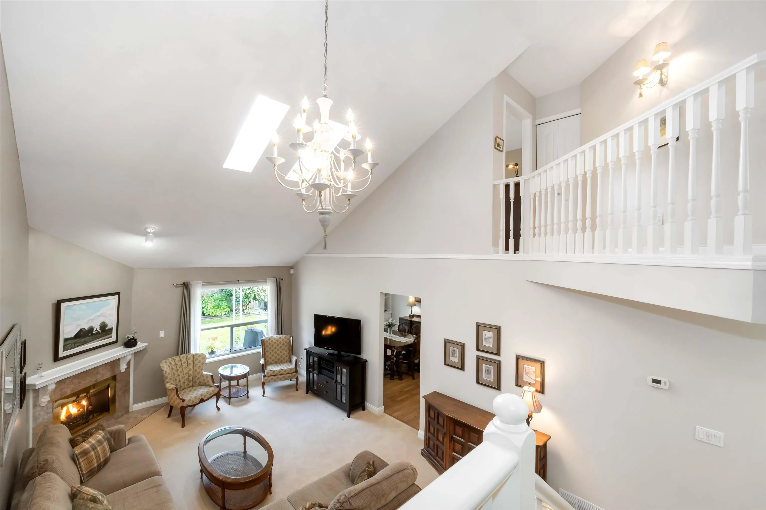 11 11438 Best Street