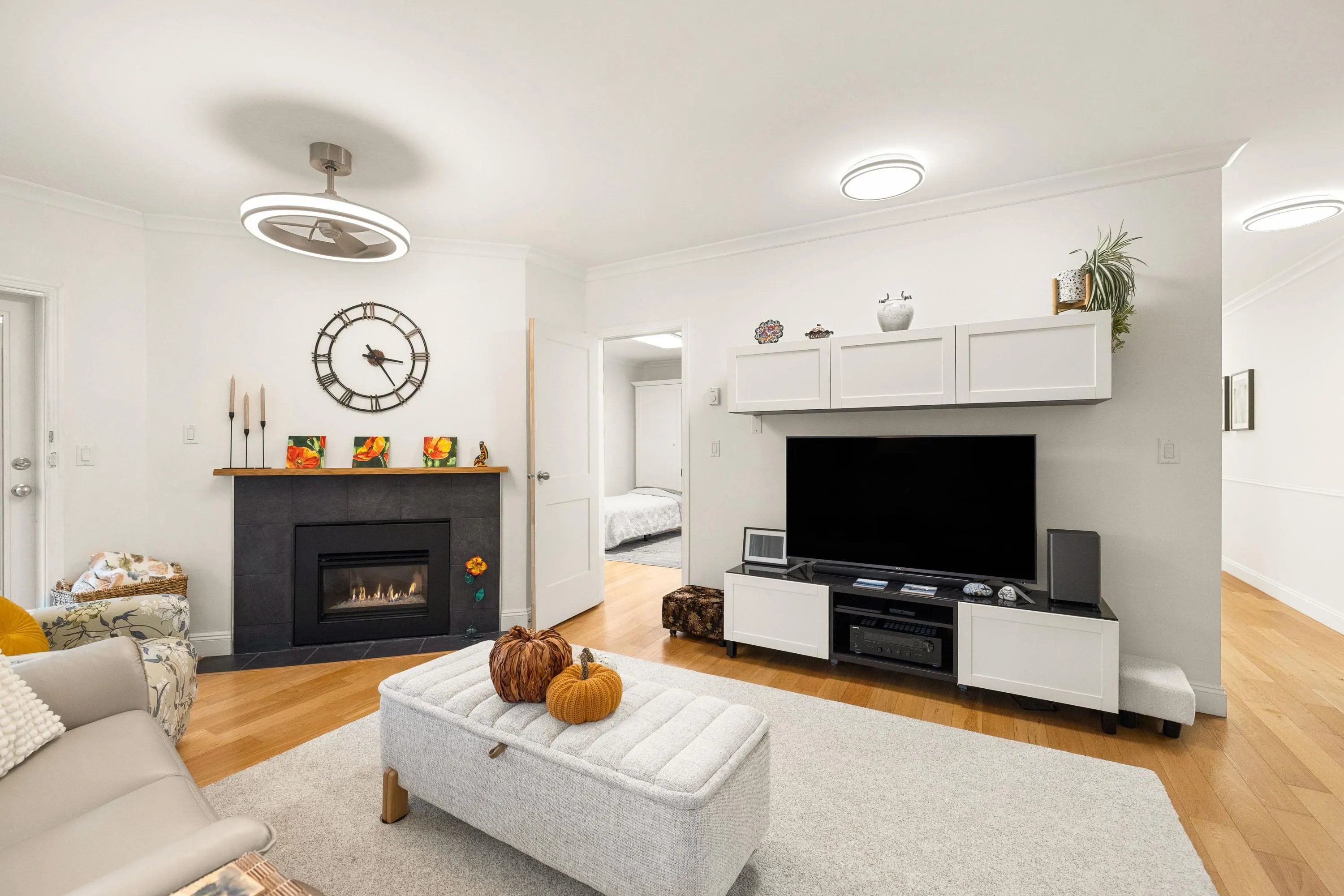 201 1255 Best Street