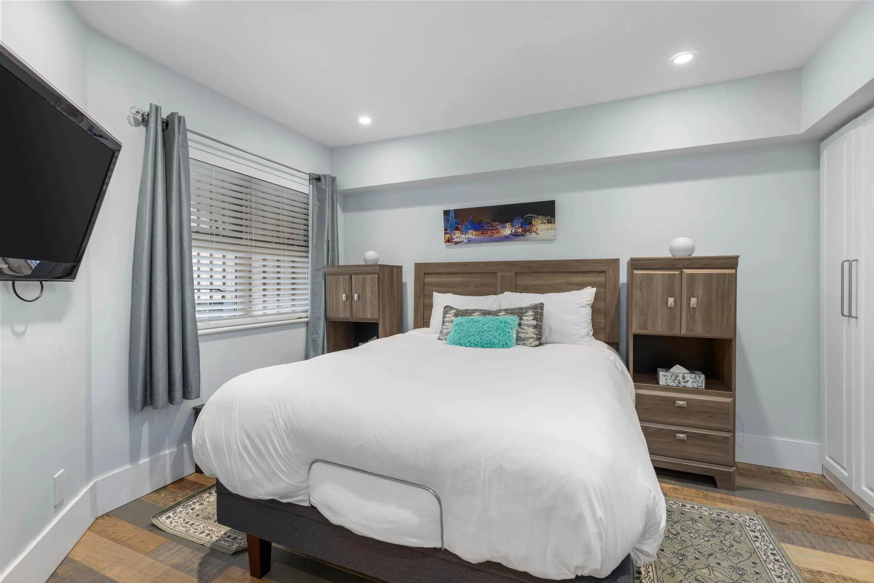 104 2050 Lake Placid Road