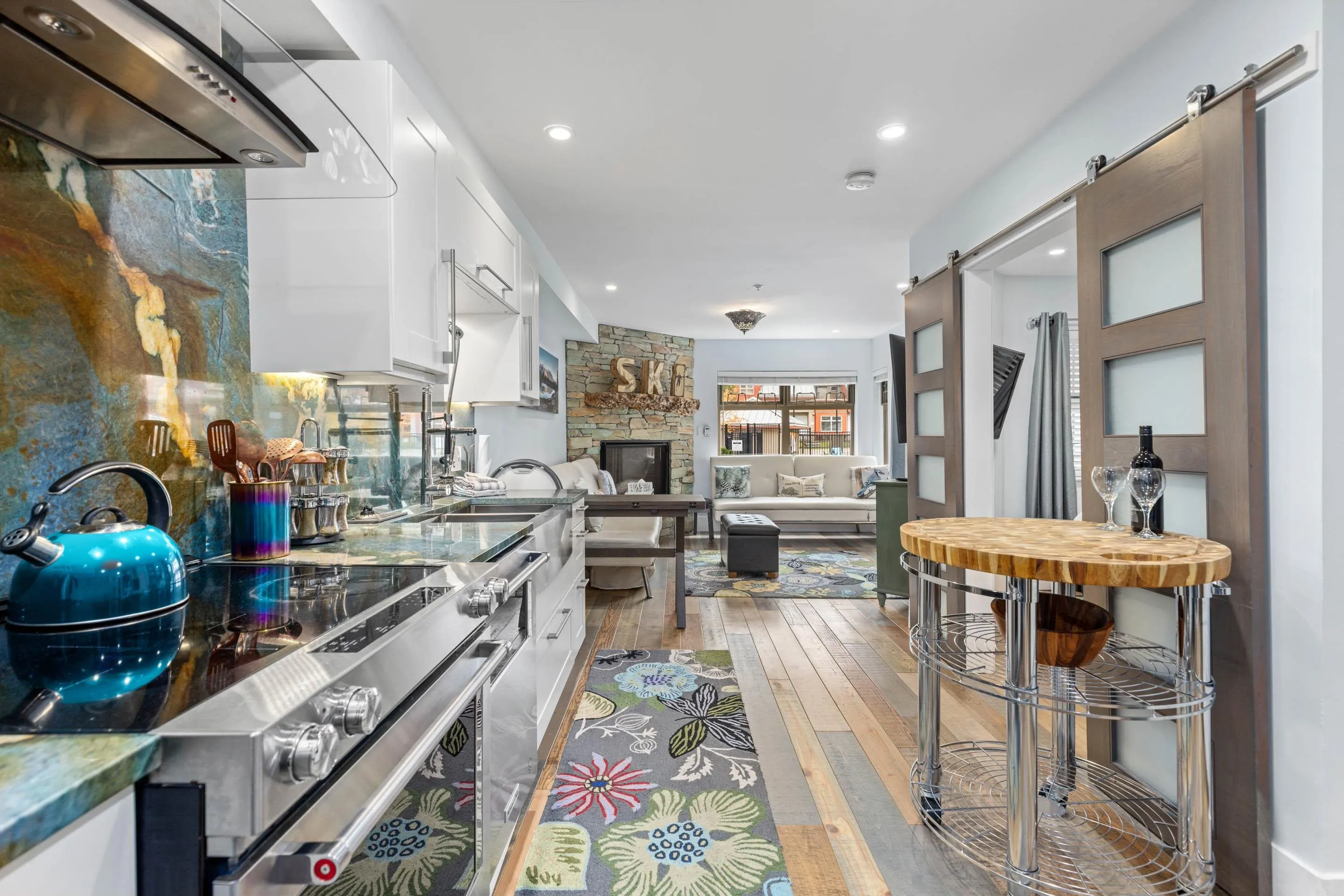 104 2050 Lake Placid Road