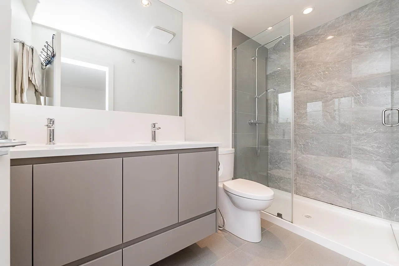 14 23785 Dewdney Trunk Road