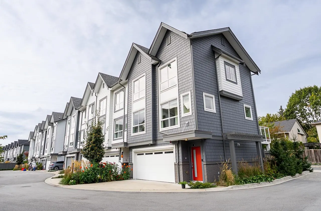 14 23785 Dewdney Trunk Road