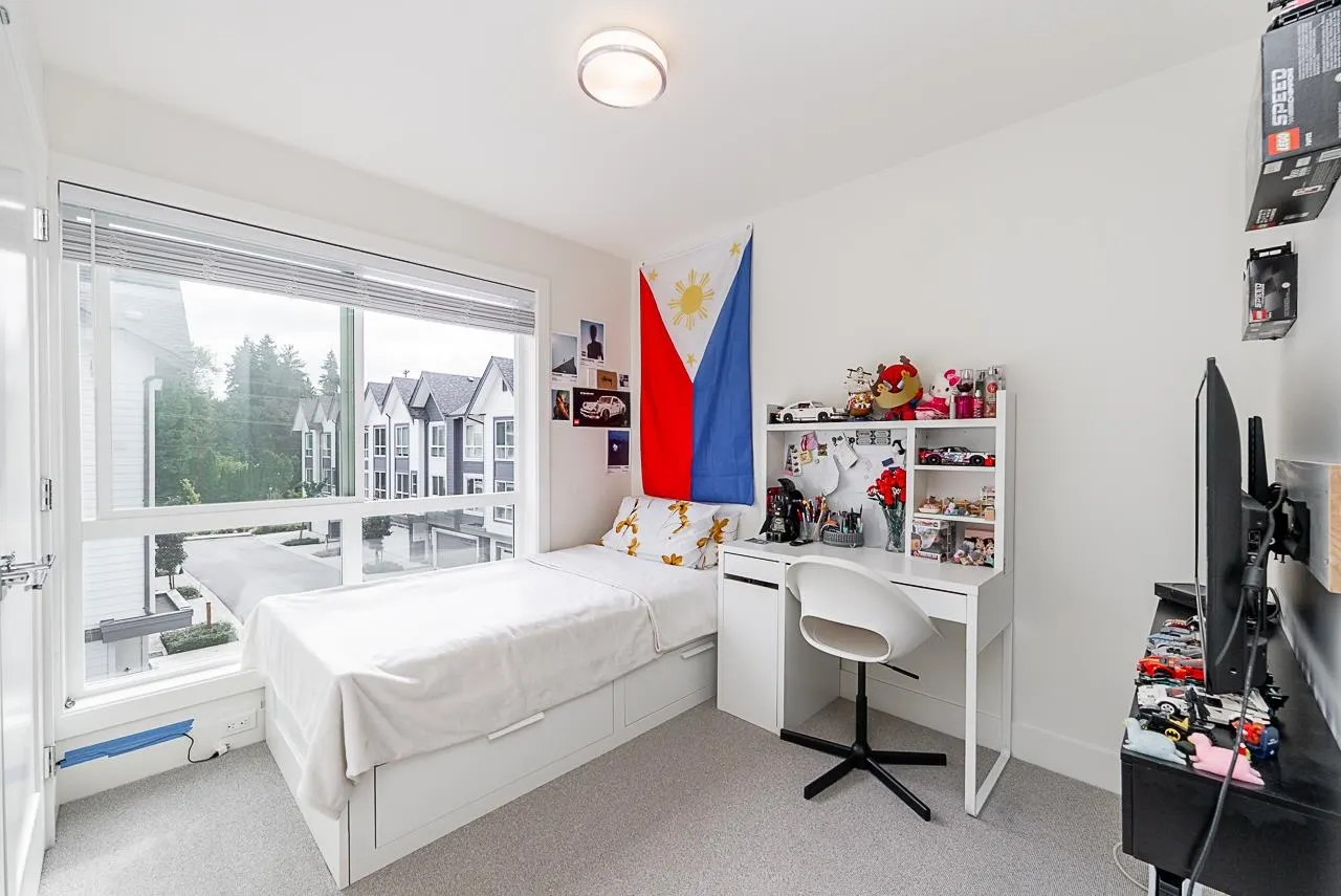 14 23785 Dewdney Trunk Road