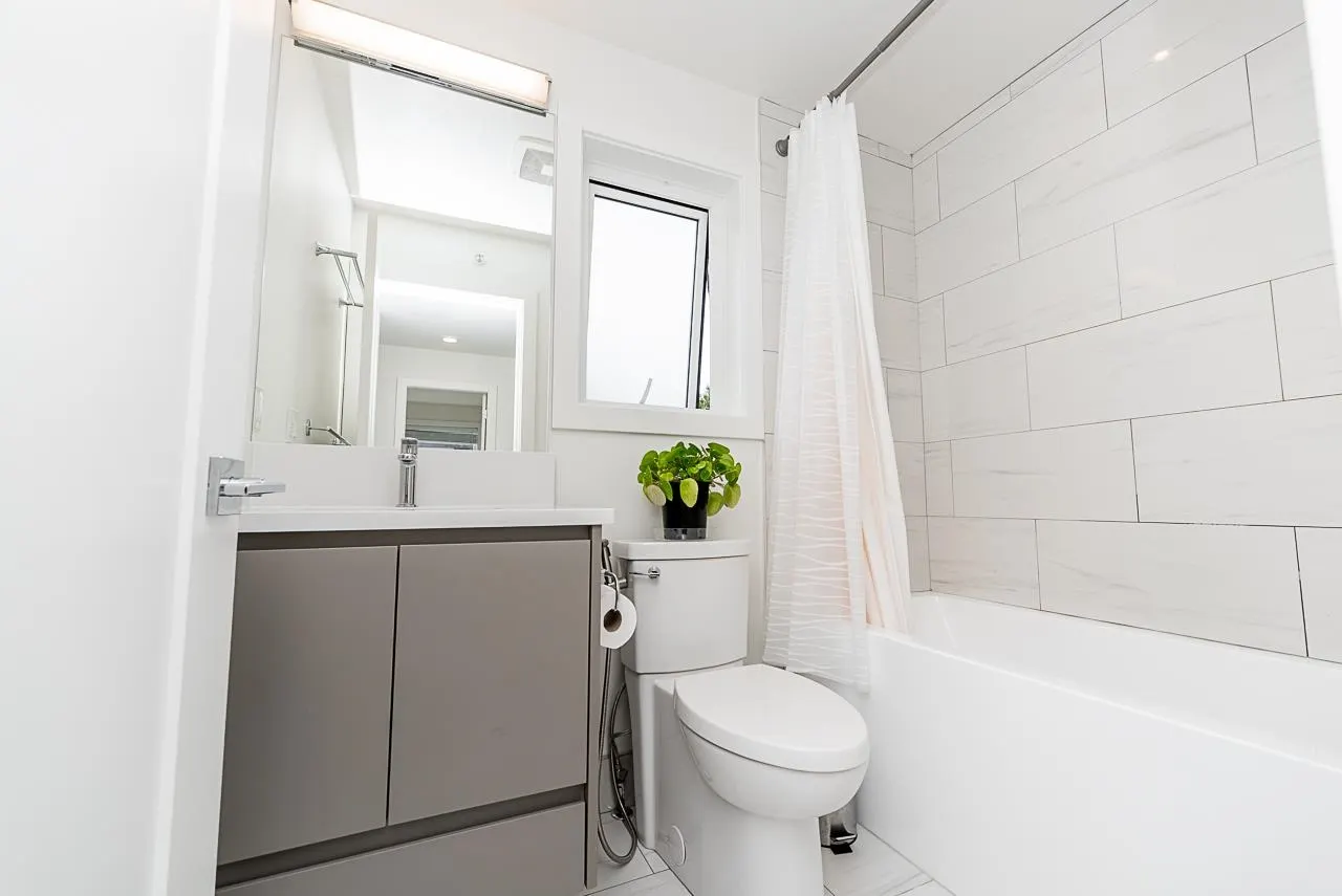 14 23785 Dewdney Trunk Road