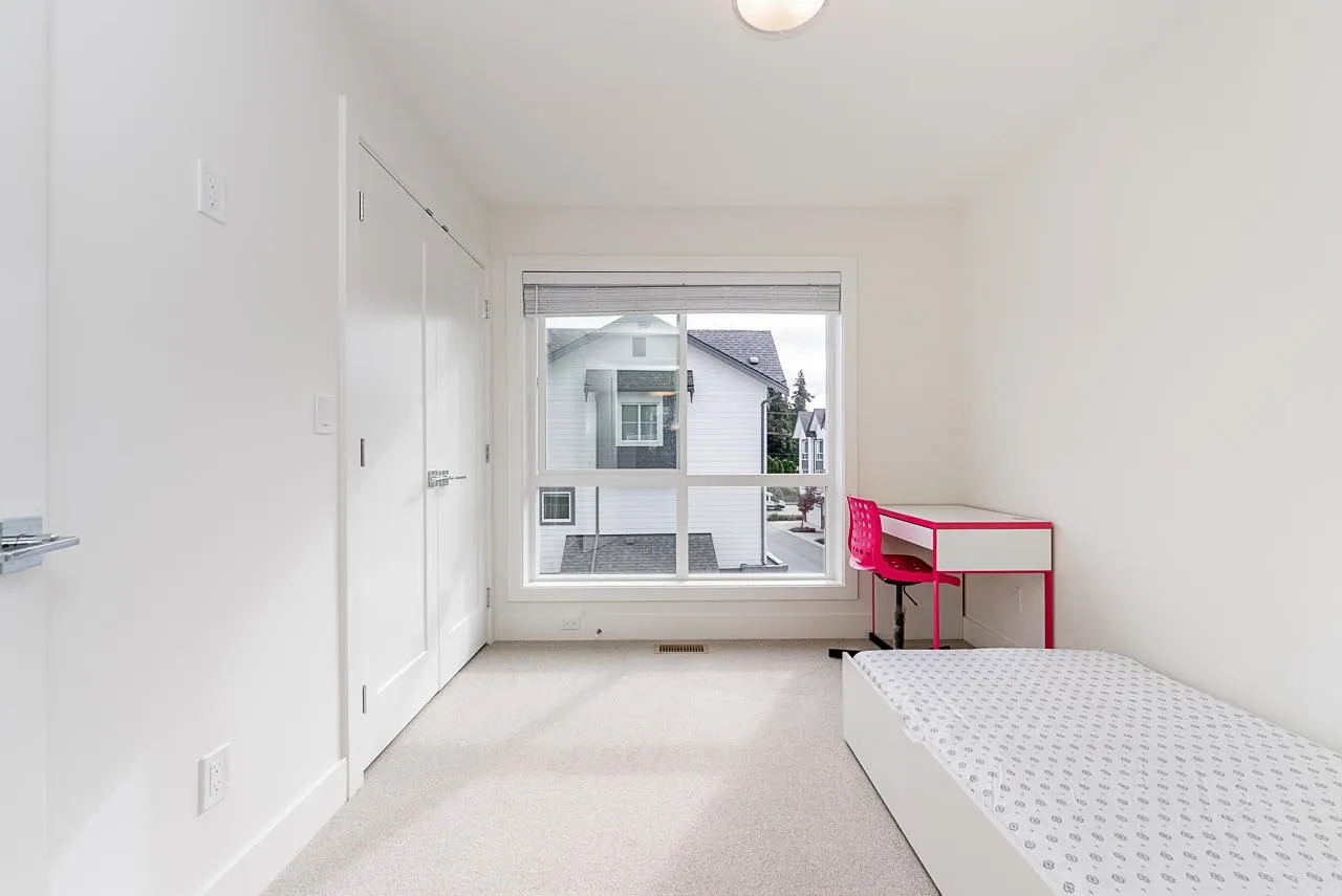 14 23785 Dewdney Trunk Road