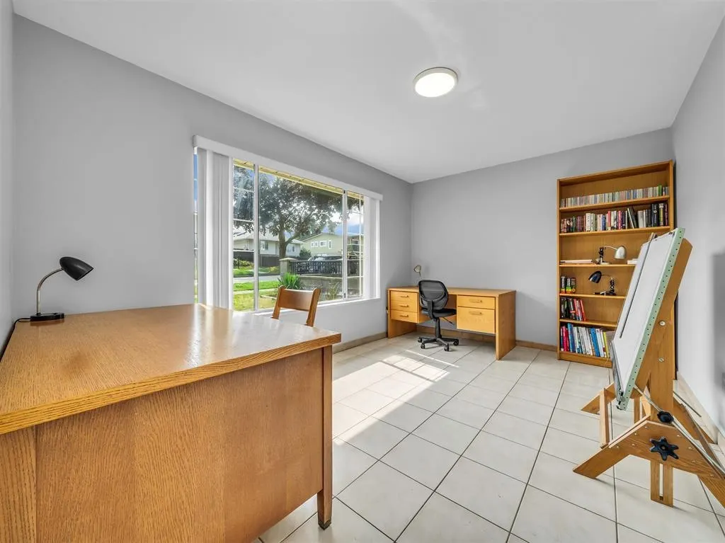 4461 Pandora Street