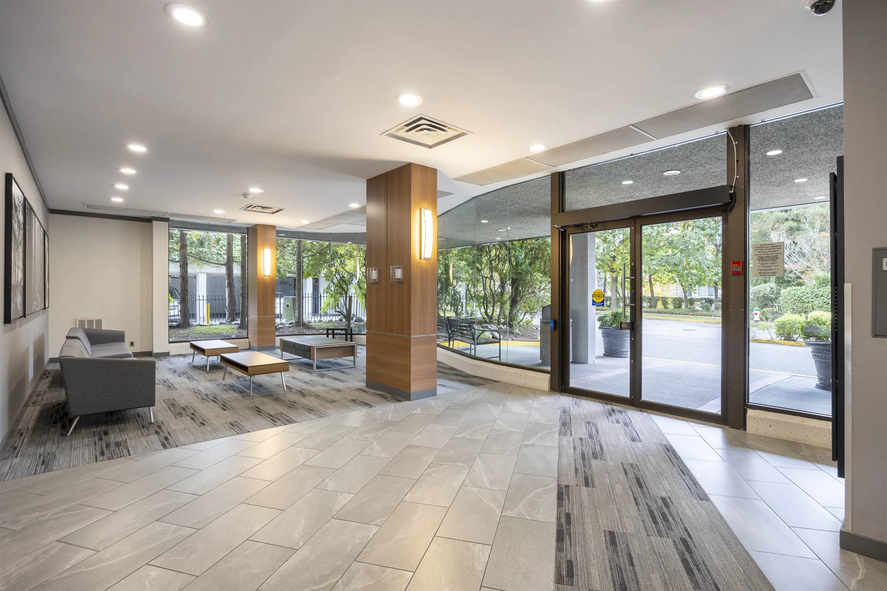 1005 3980 Carrigan Court