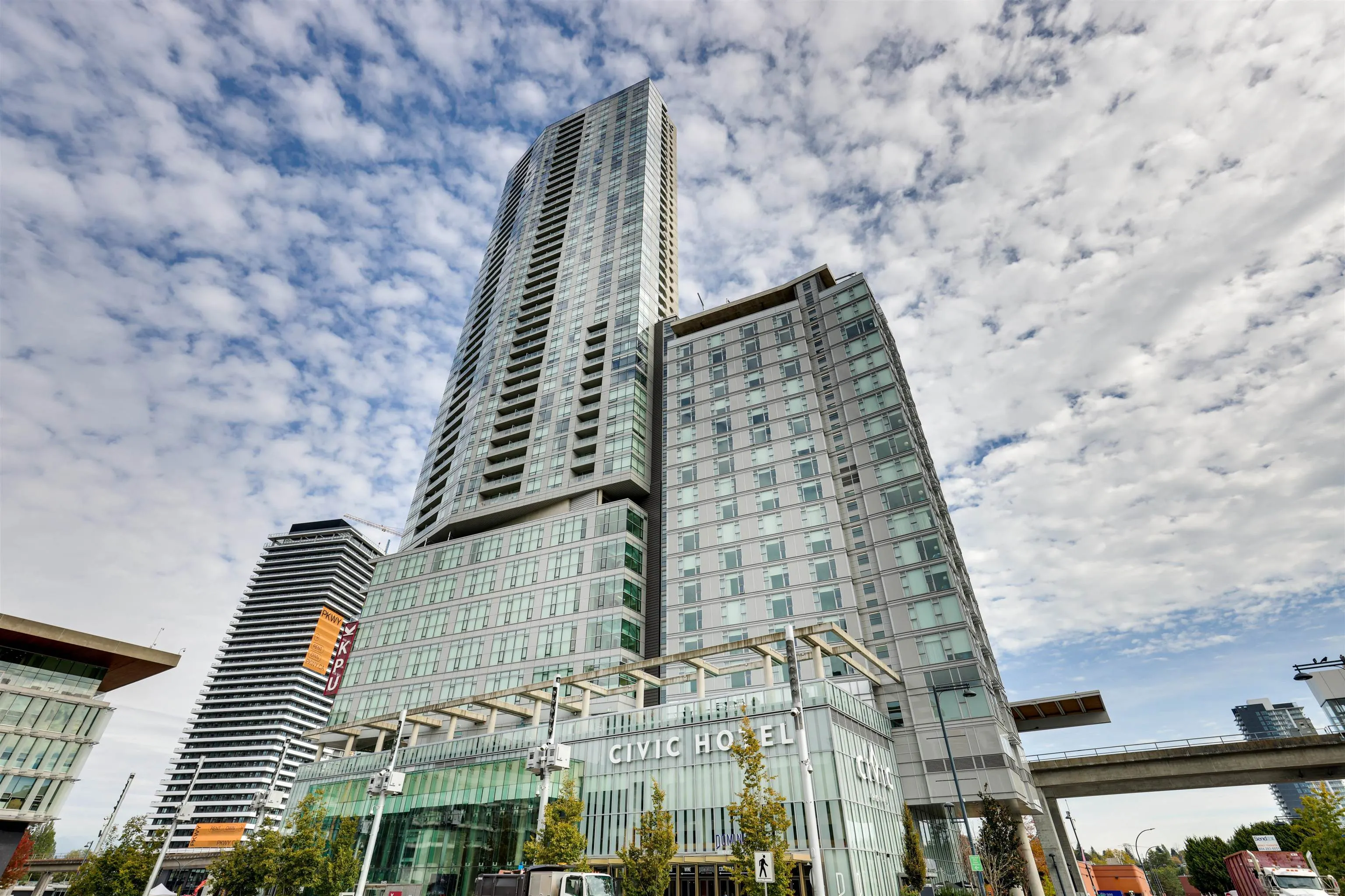 3301 13495 Central Avenue