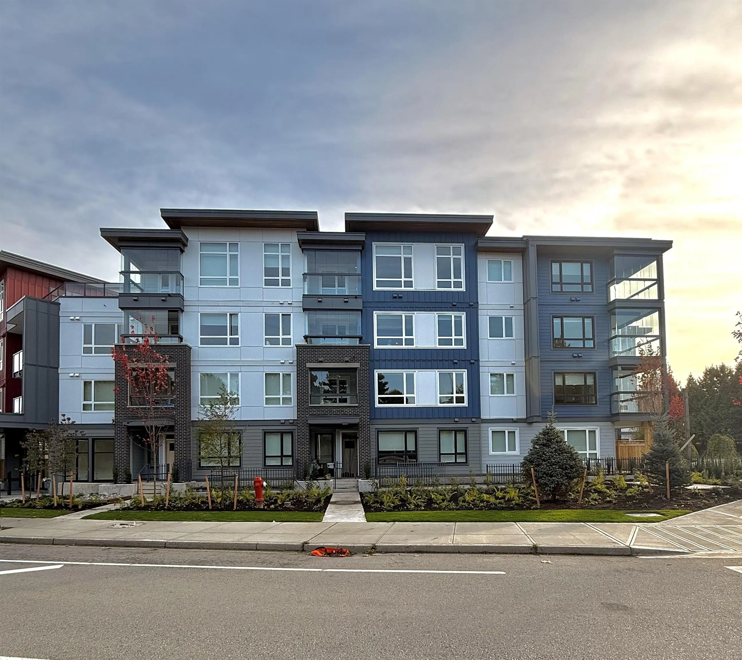 306 13788 76 Avenue