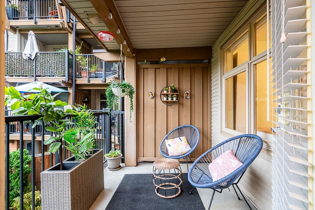 201 500 Klahanie Drive