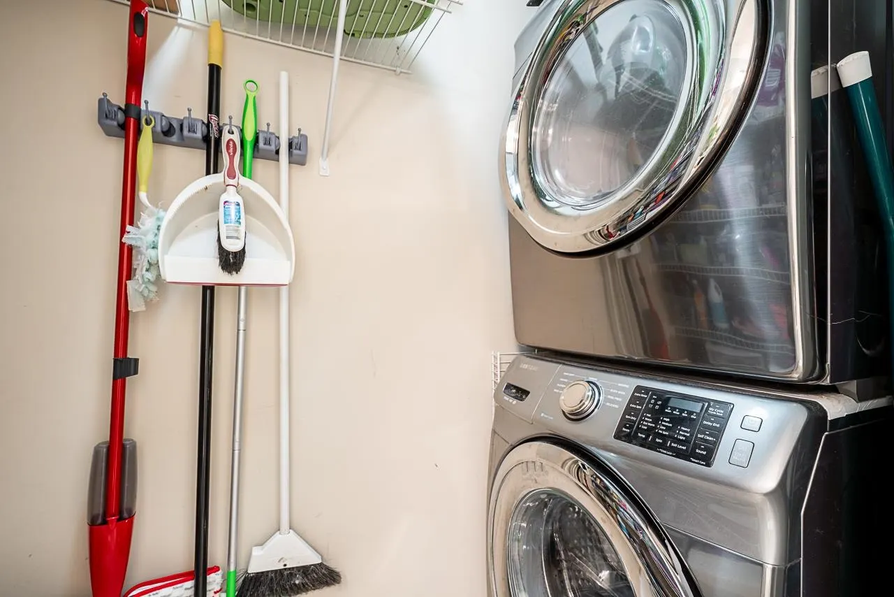 201 500 Klahanie Drive