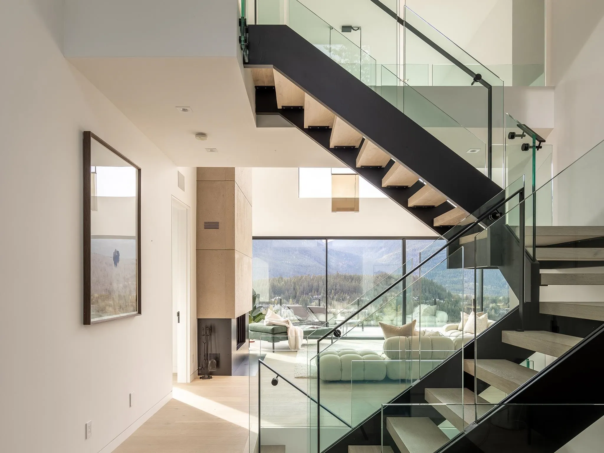 3824 Sunridge Drive