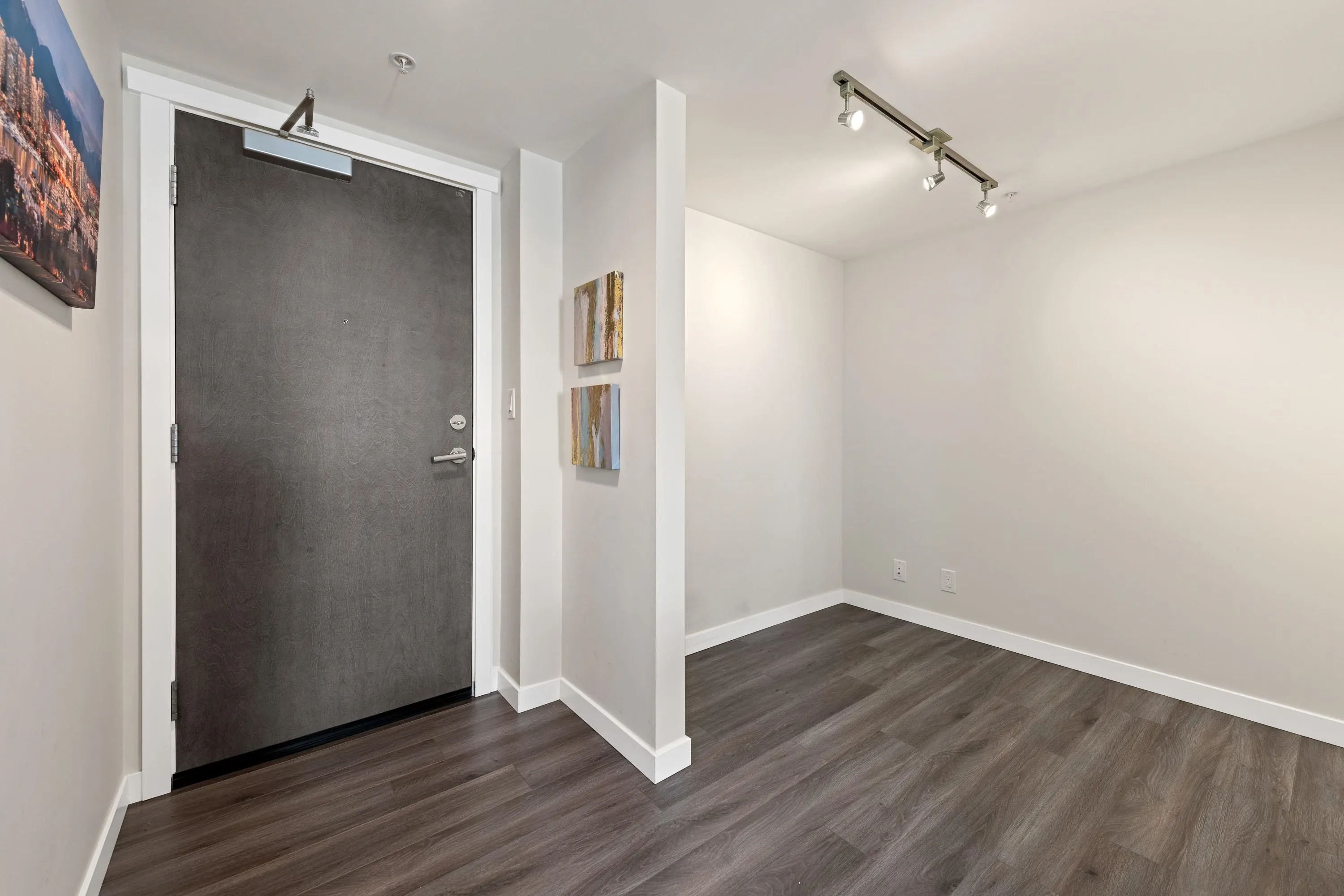 2301 3096 Windsor Gate