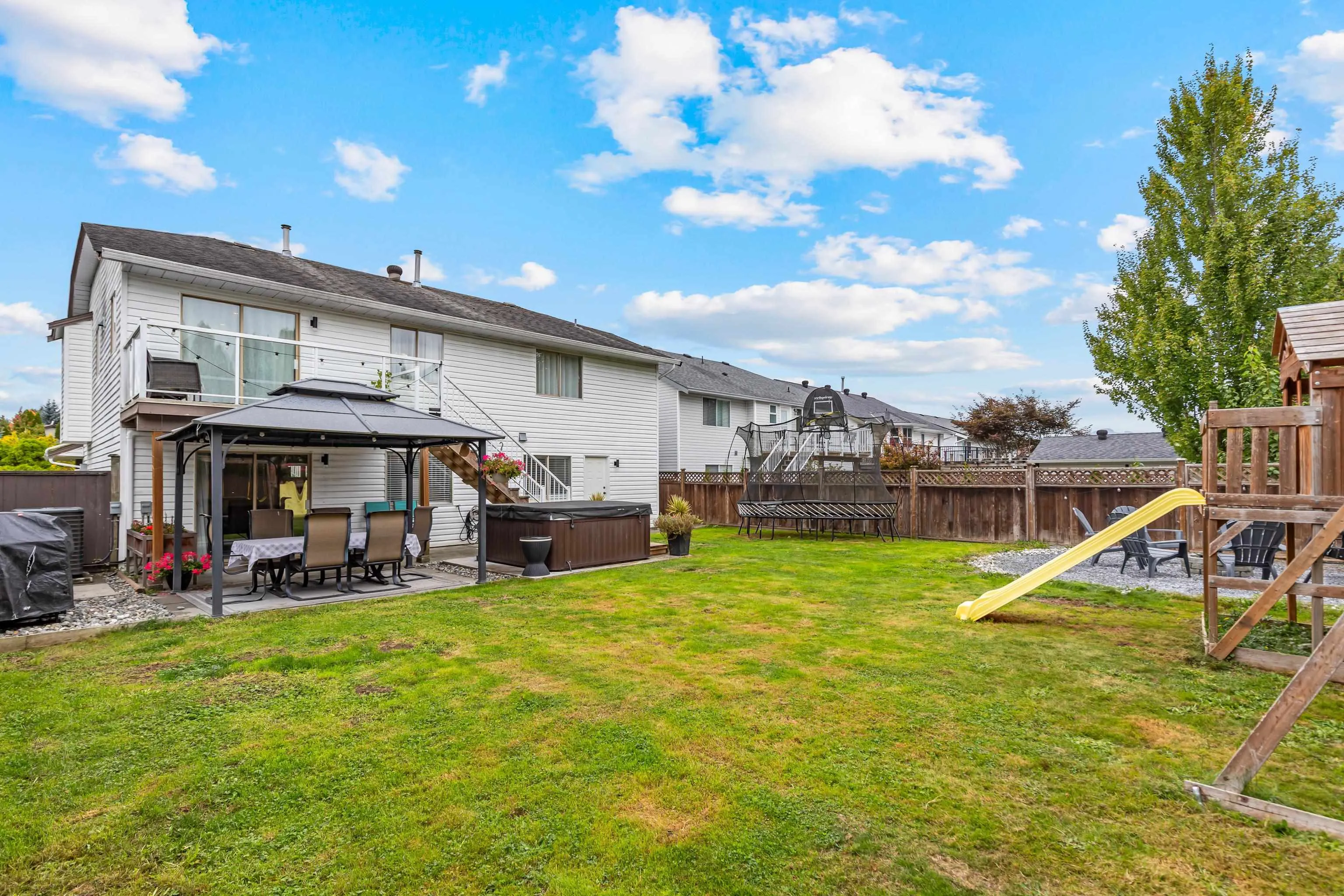 12276 Aurora Street