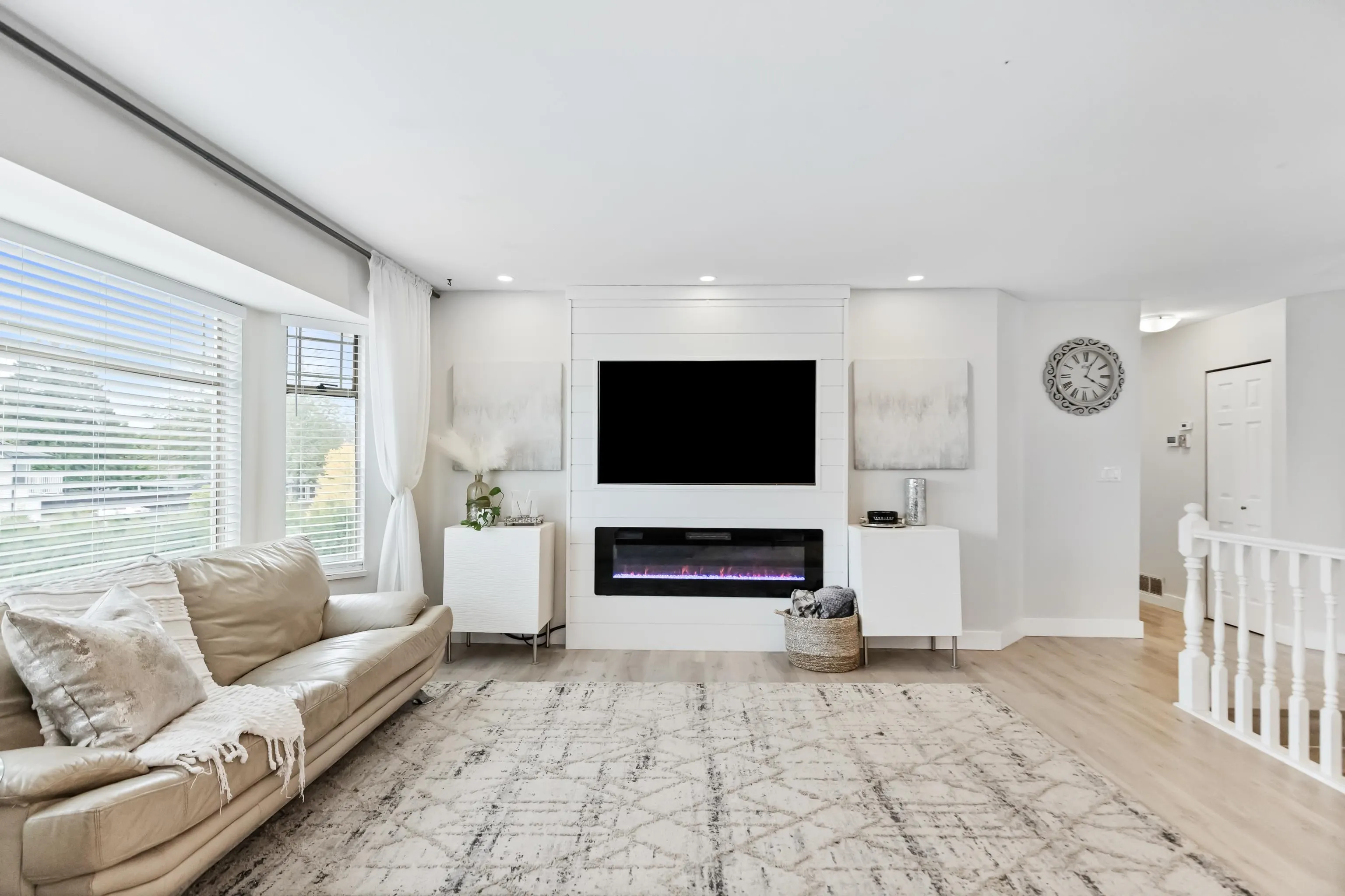 12276 Aurora Street
