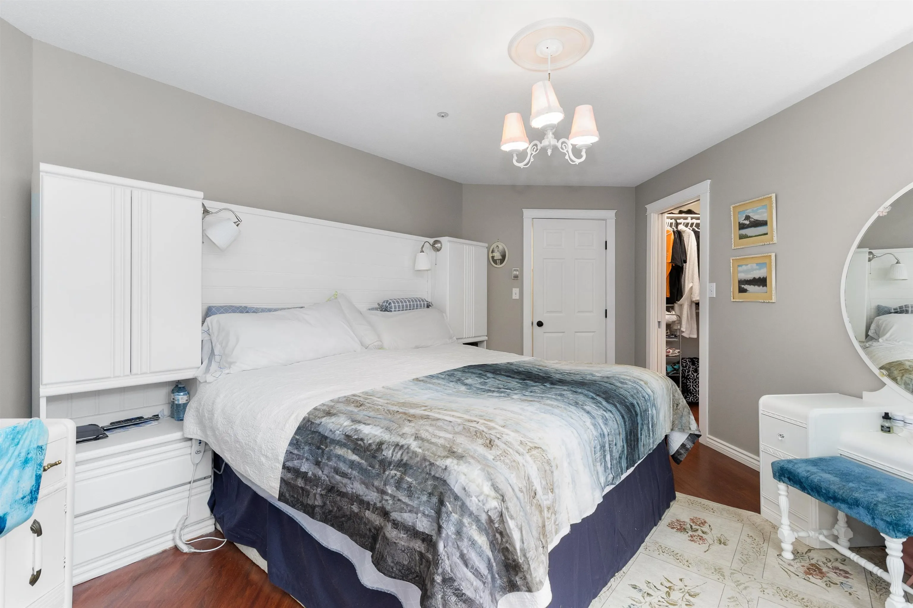 207 3174 Gladwin Road