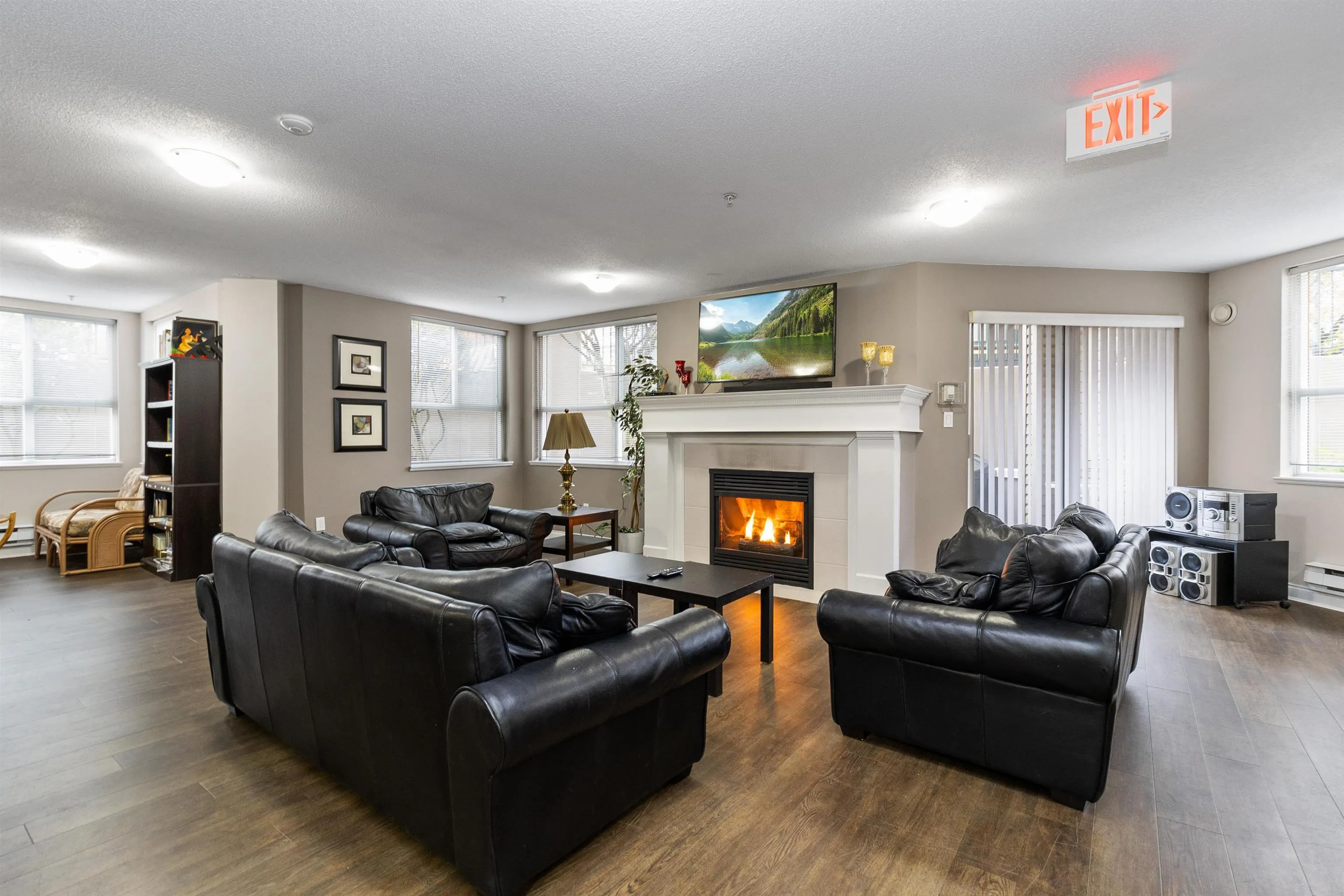 207 3174 Gladwin Road
