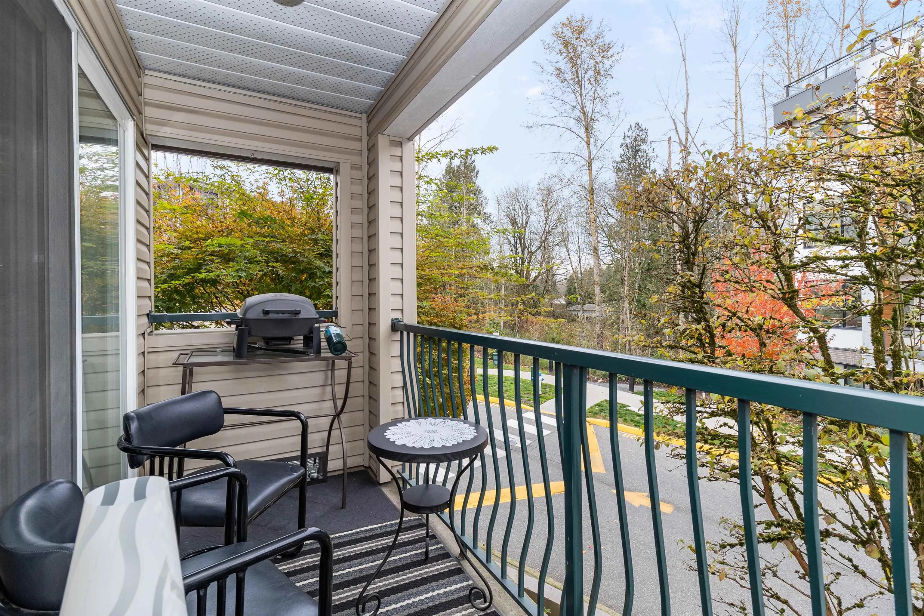 207 3174 Gladwin Road