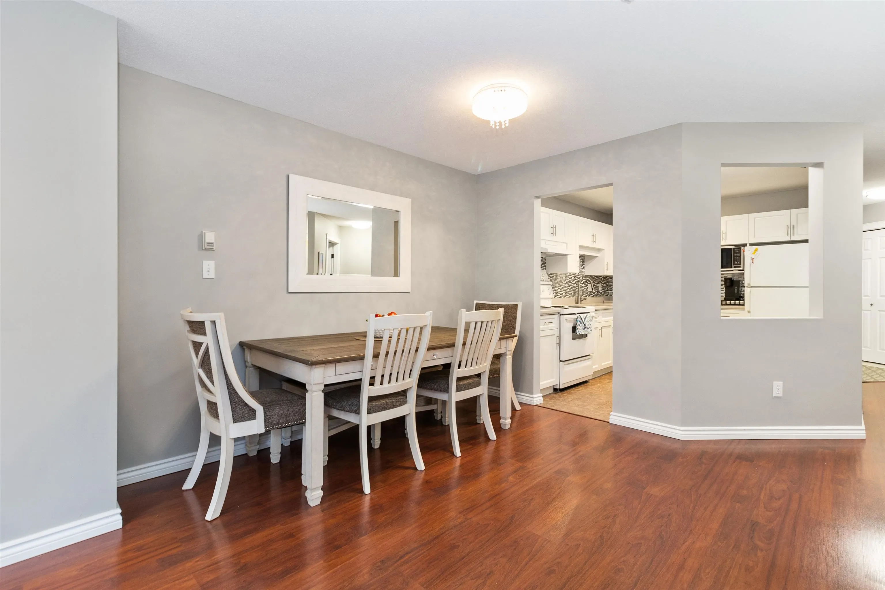 207 3174 Gladwin Road