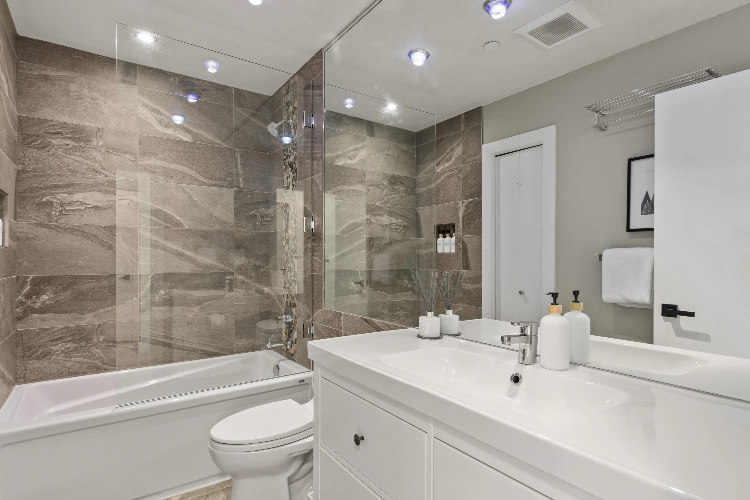 306 4749 Spearhead Drive