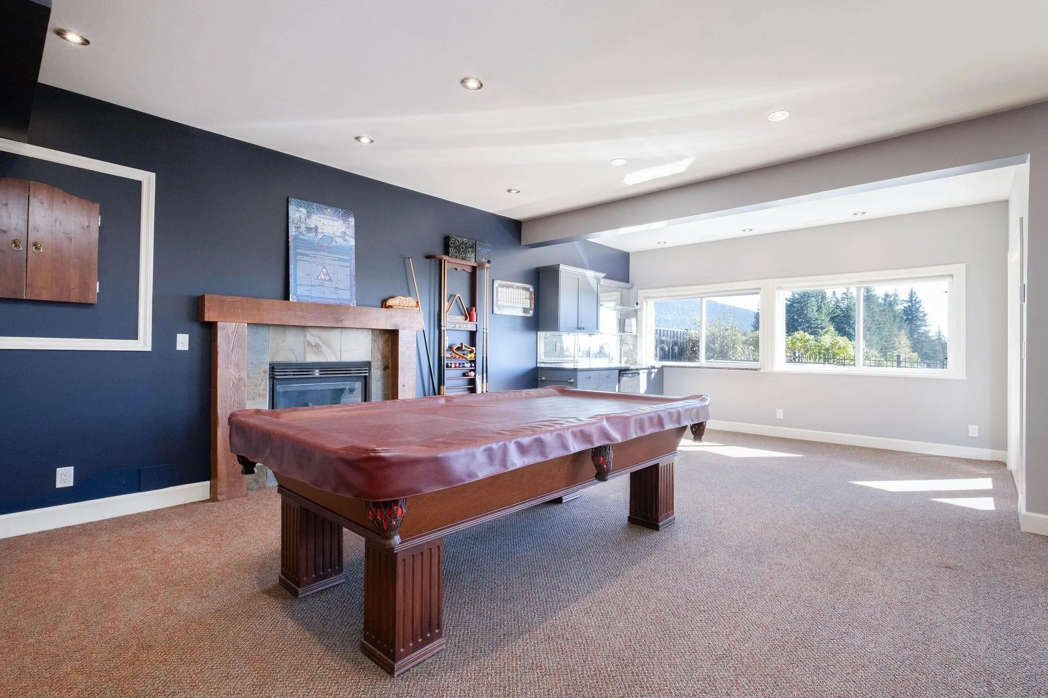 3233 Chartwell Lane