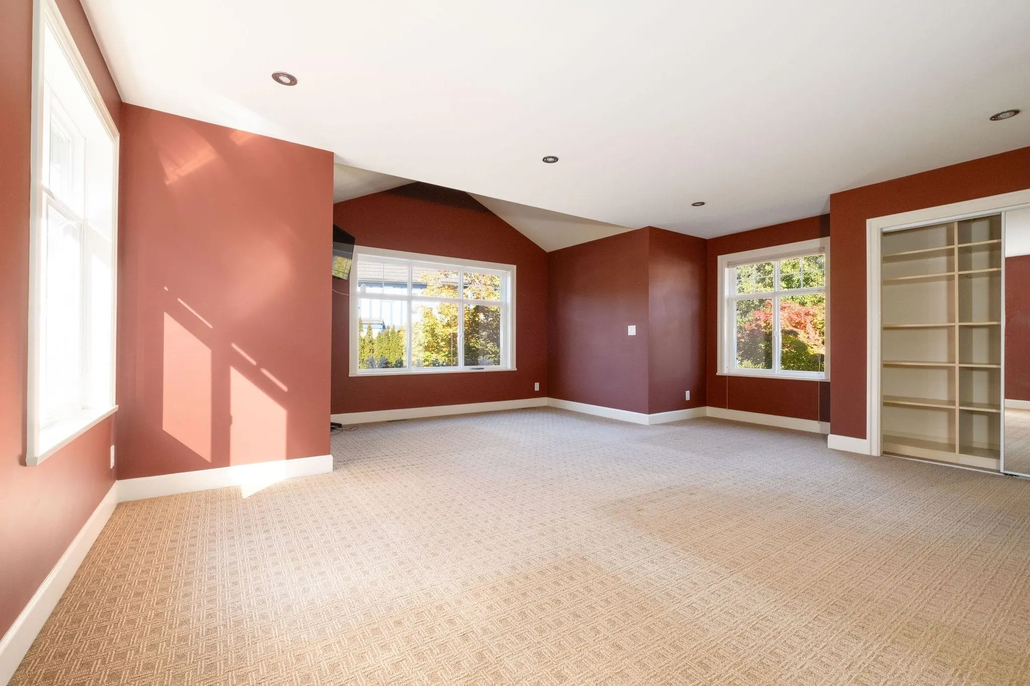 3233 Chartwell Lane