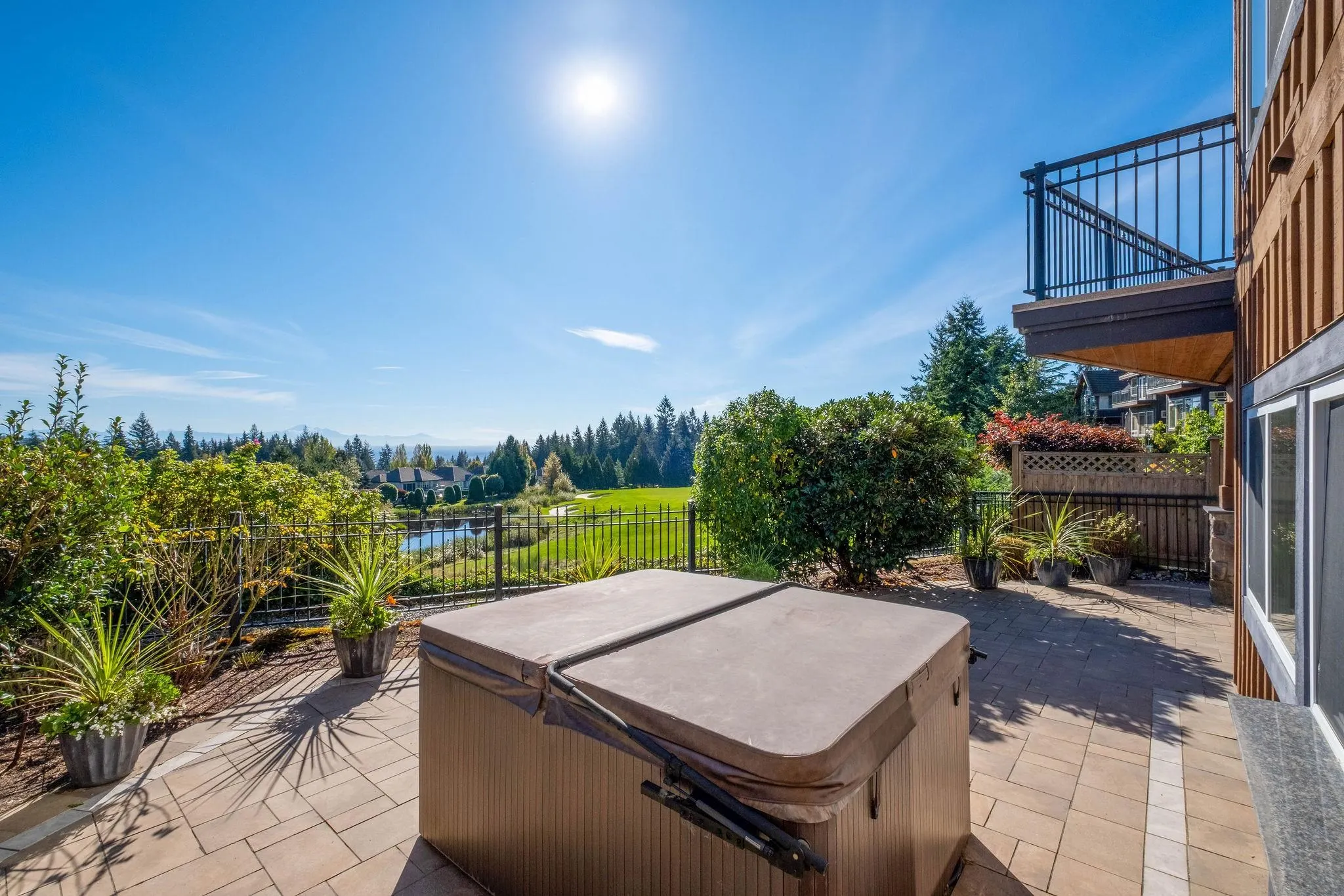 3233 Chartwell Lane