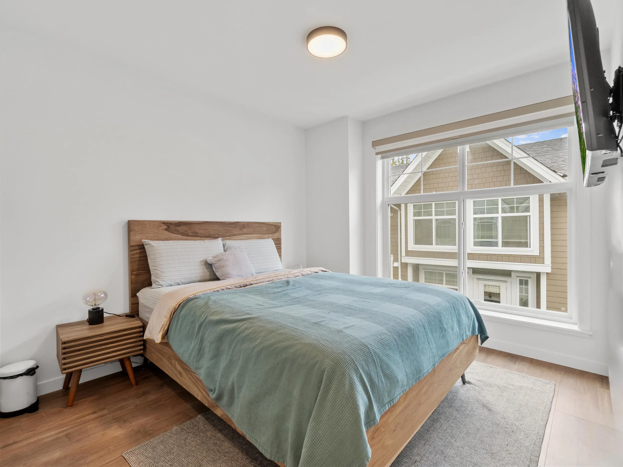 9 14541 Winter Crescent Crescent