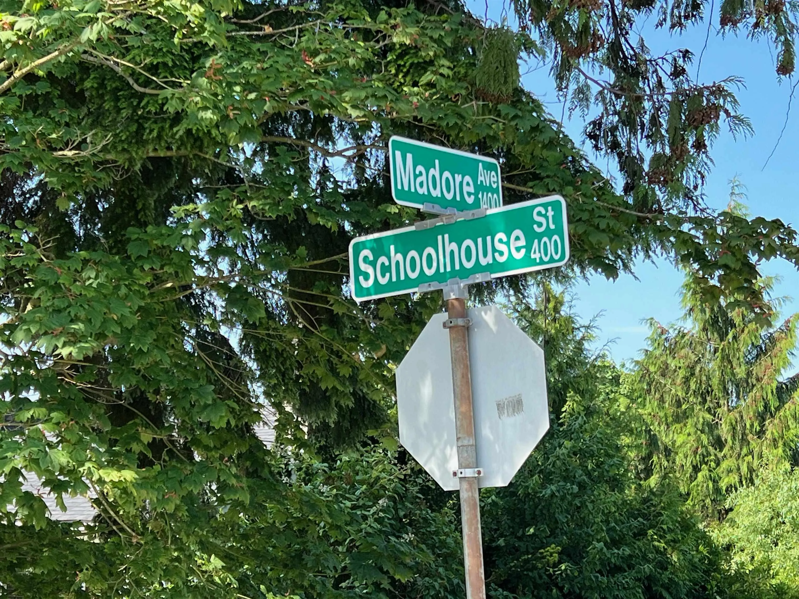406 Schoolhouse Street