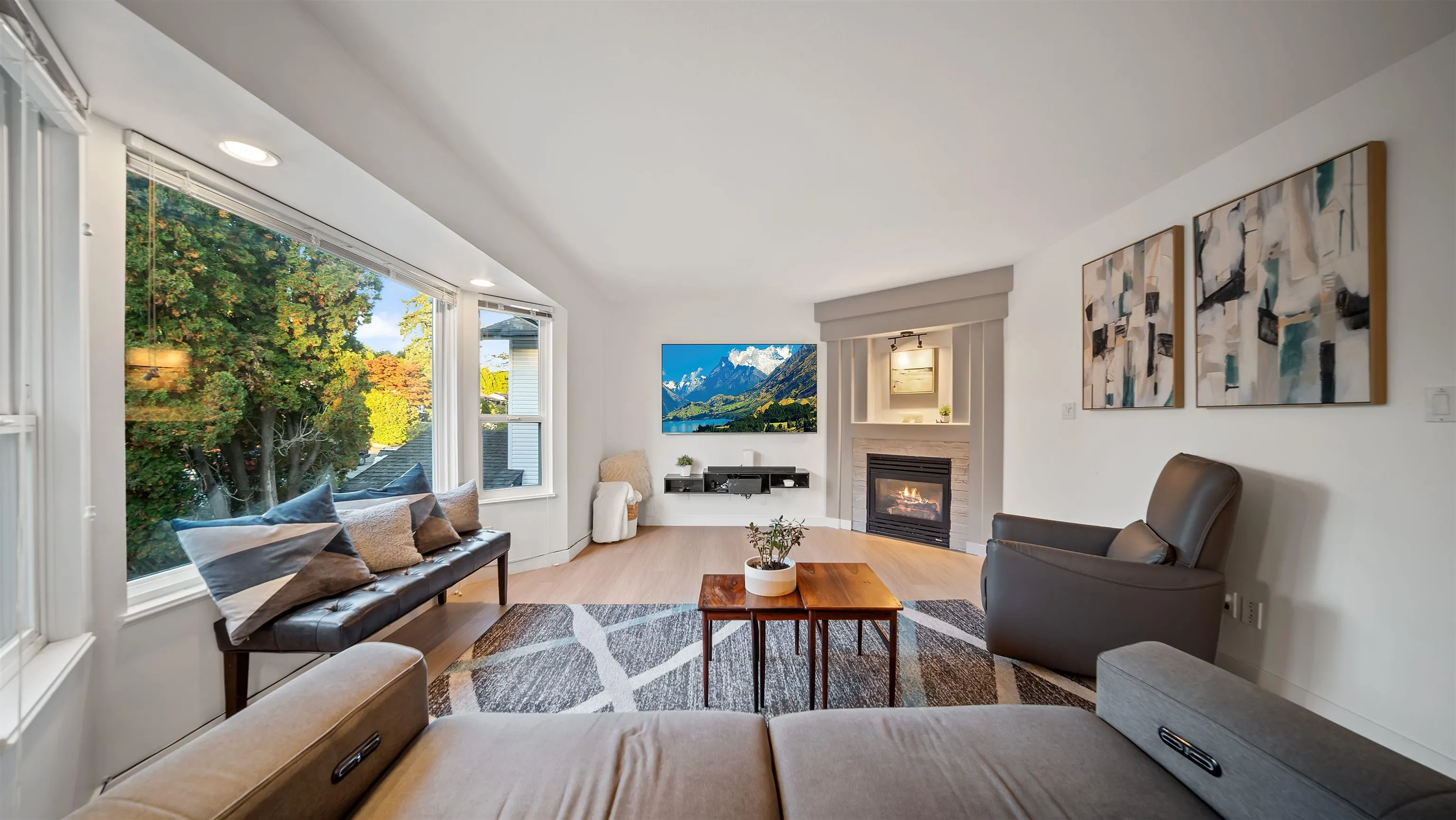 21124 Glenwood Avenue