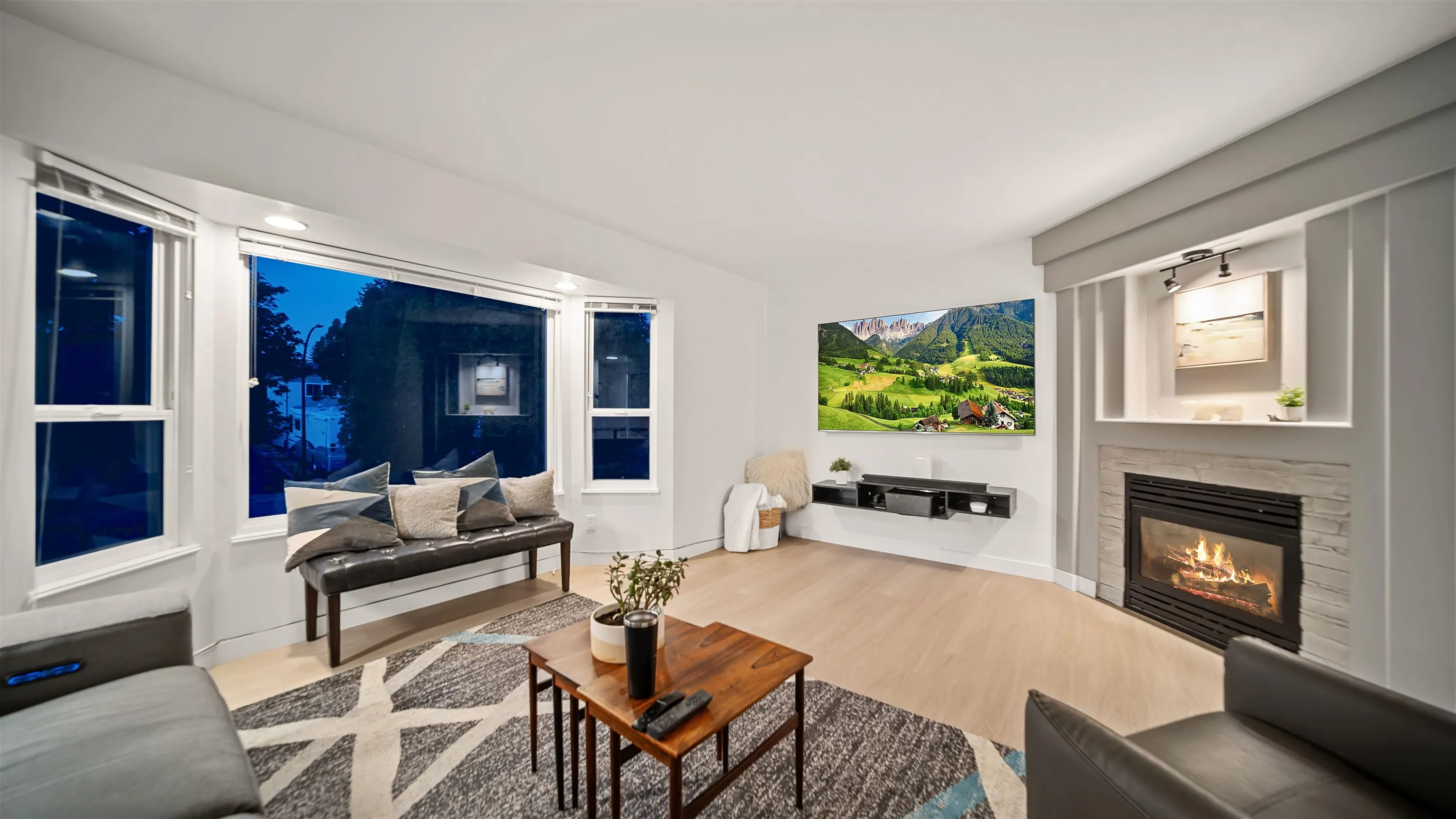 21124 Glenwood Avenue