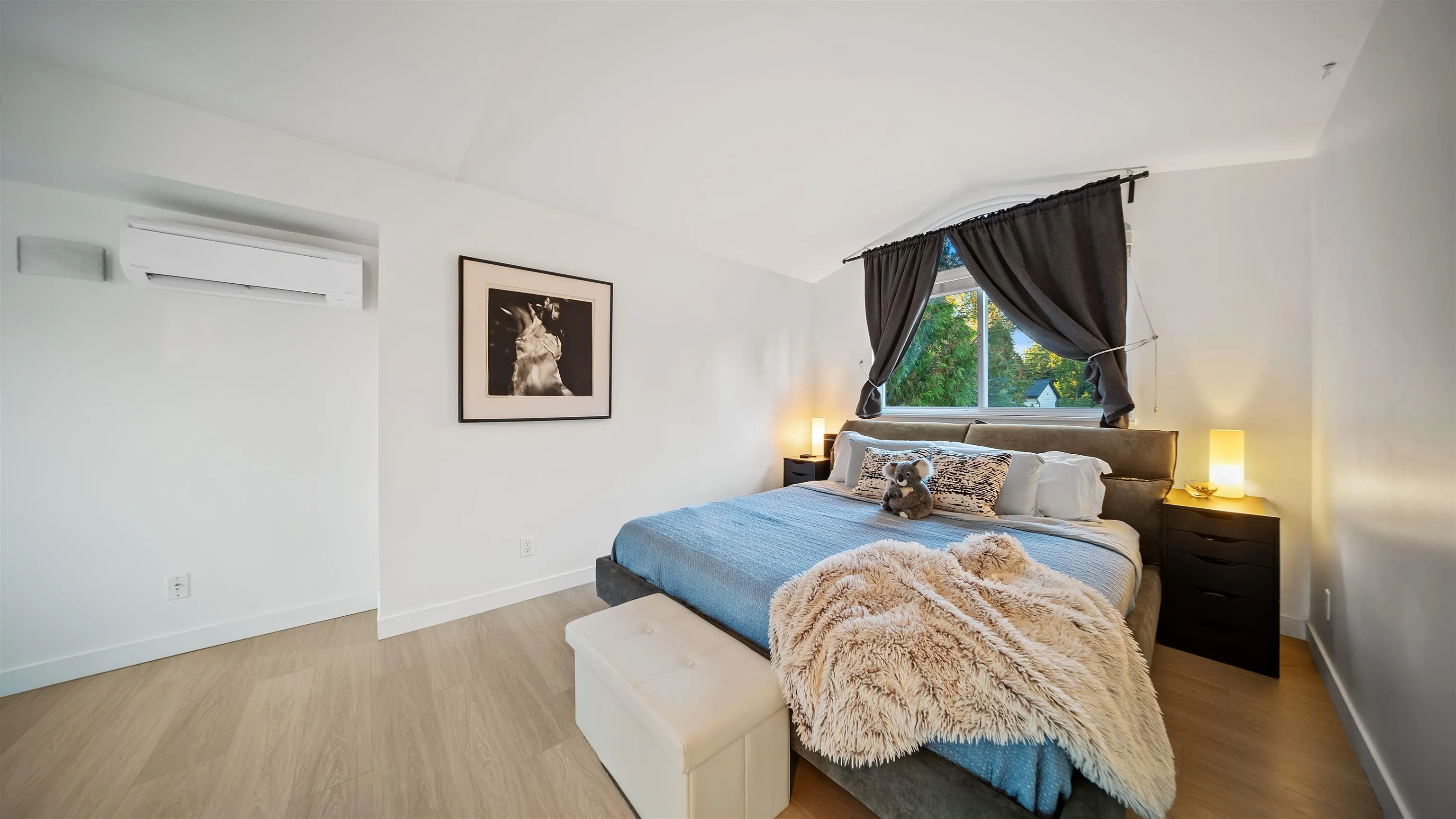 21124 Glenwood Avenue