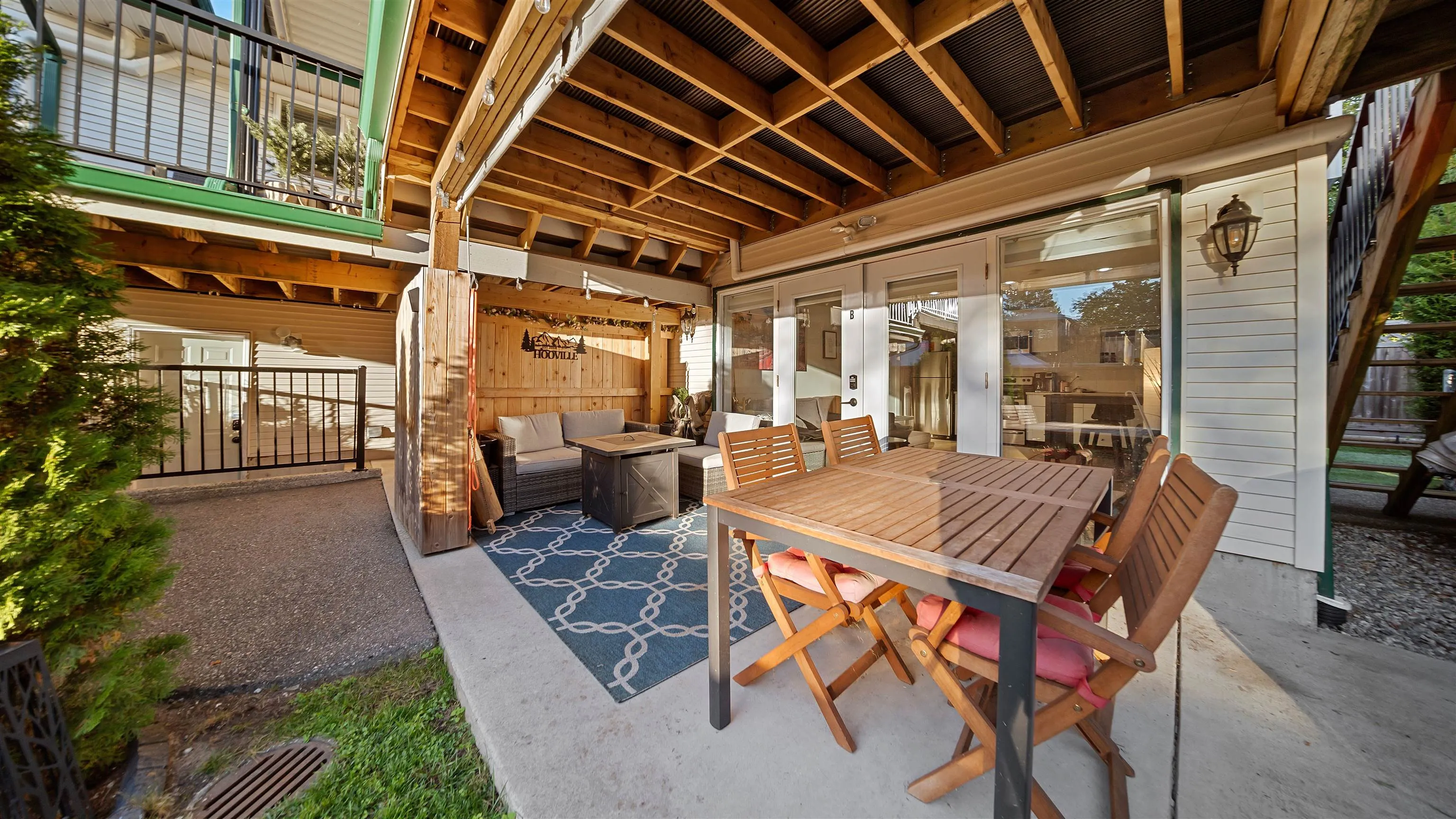 21124 Glenwood Avenue