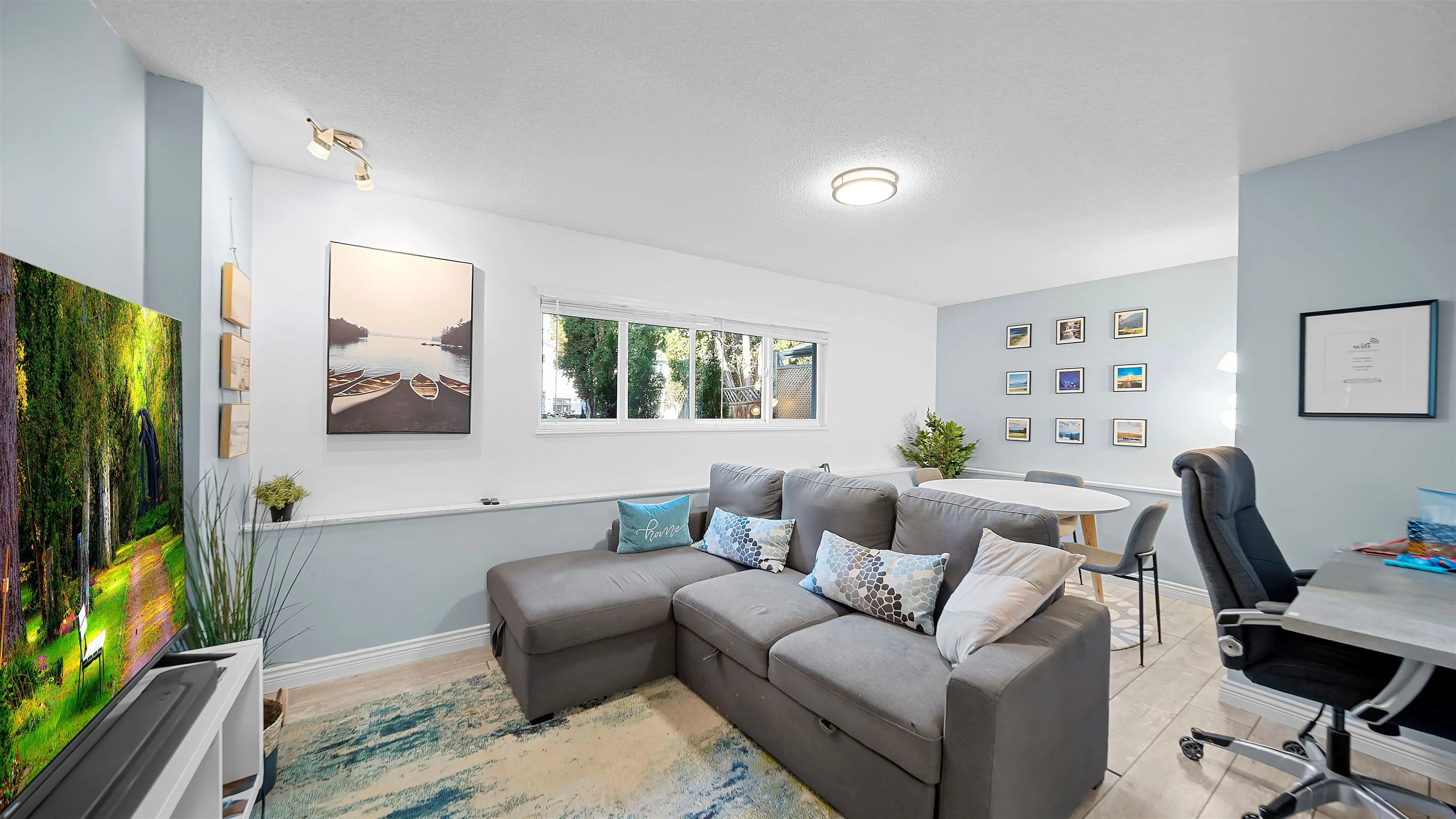 21124 Glenwood Avenue