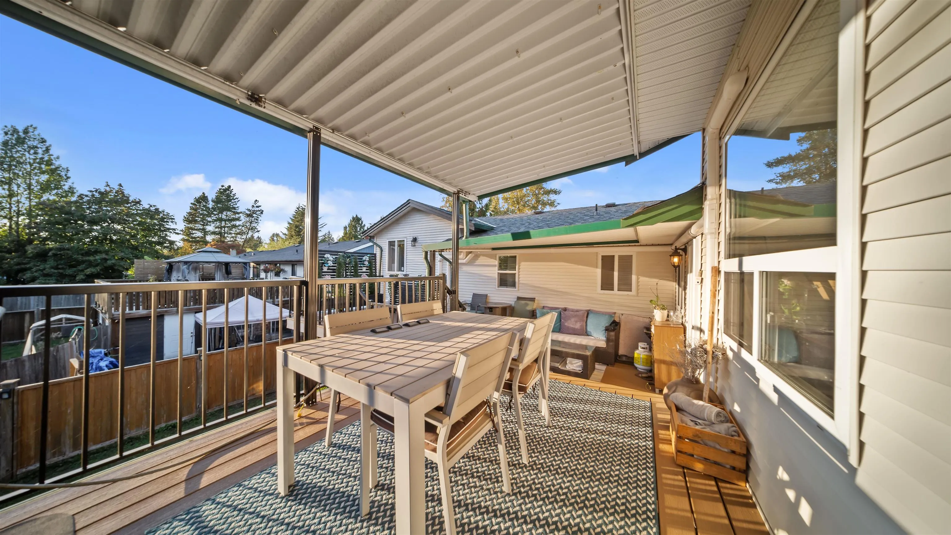 21124 Glenwood Avenue